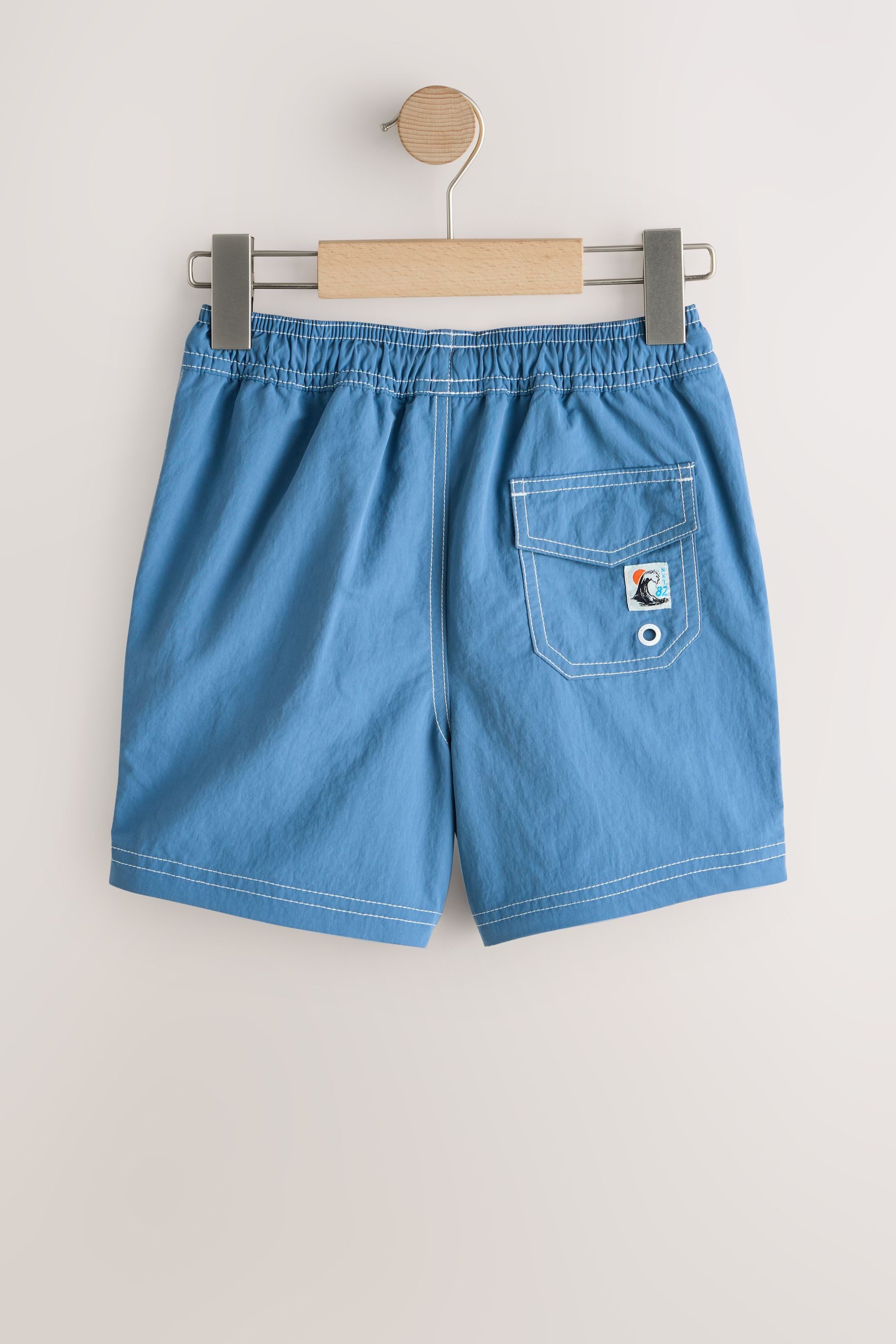 Next Badeshorts Badeshorts mit Kontrastnaht (1-St)
