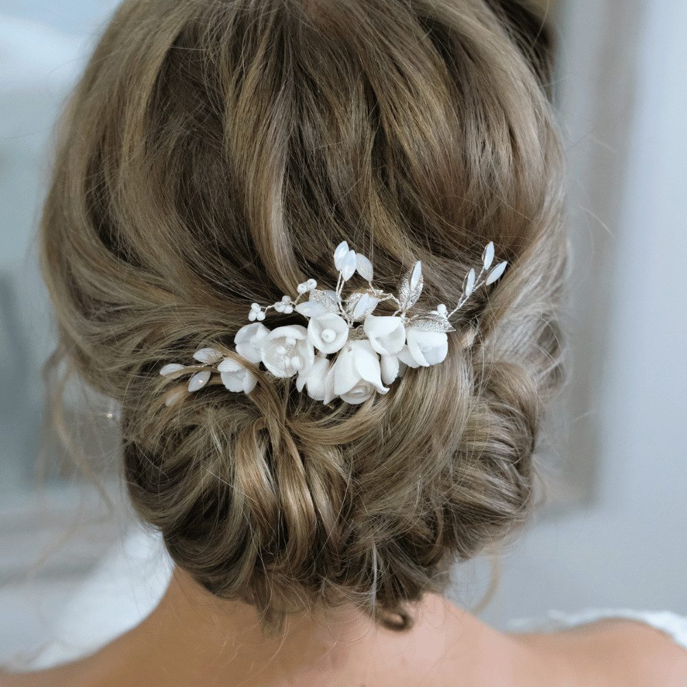 Vumari Haarkamm Braut Haarschmuck, Hochzeit, Kamm Boho, Eleganter Hochzeitsschmuck, (1 tlg), Eleganter Brautschmuck mit keramik Blüten