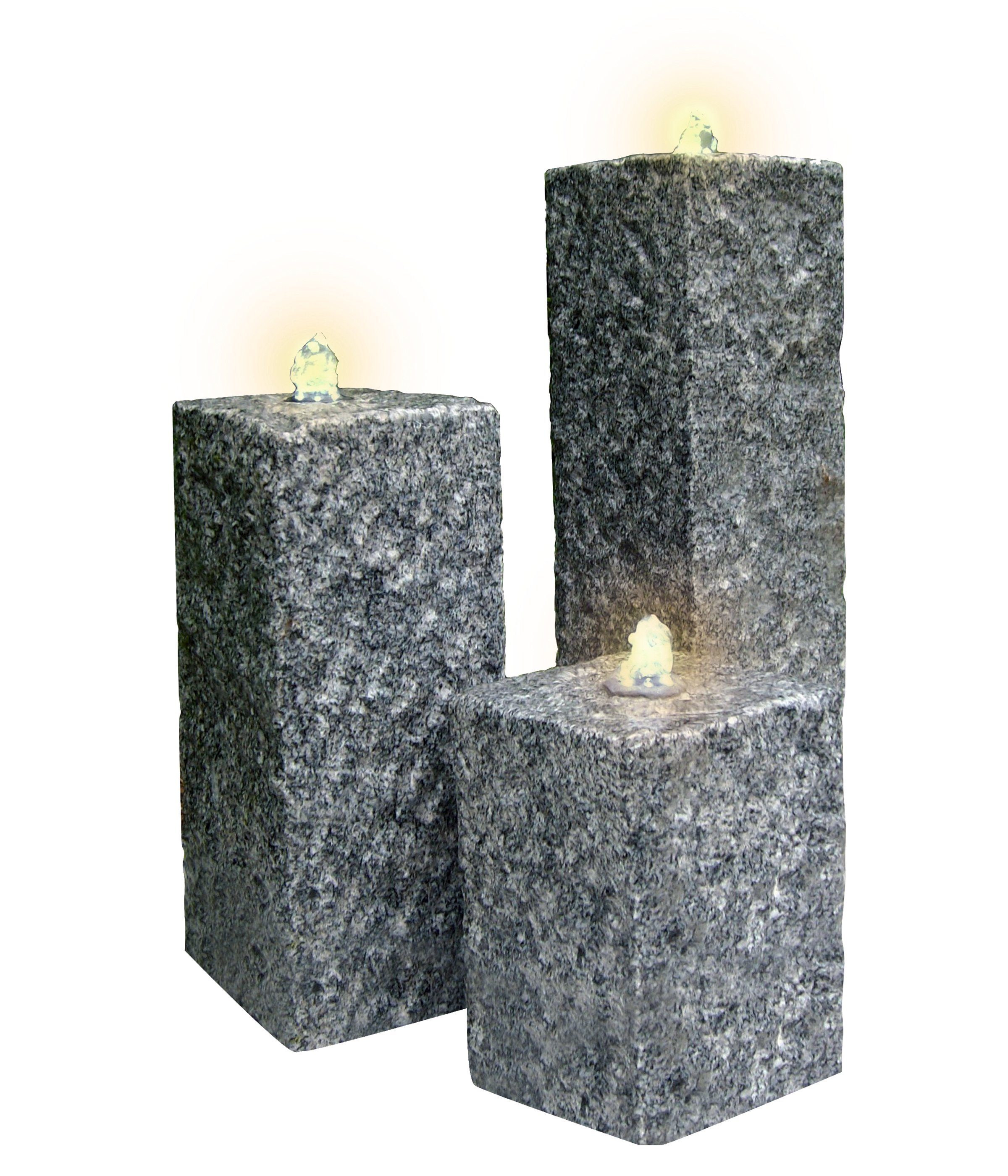Dehner Gartenbrunnen Nizza mit LED, 25/35/45 x 14 x 14 cm, Granit, grau, Wasserspiel aus 3 Granitsäulen inkl. Pumpe, LED-Beleuchtung und Becken