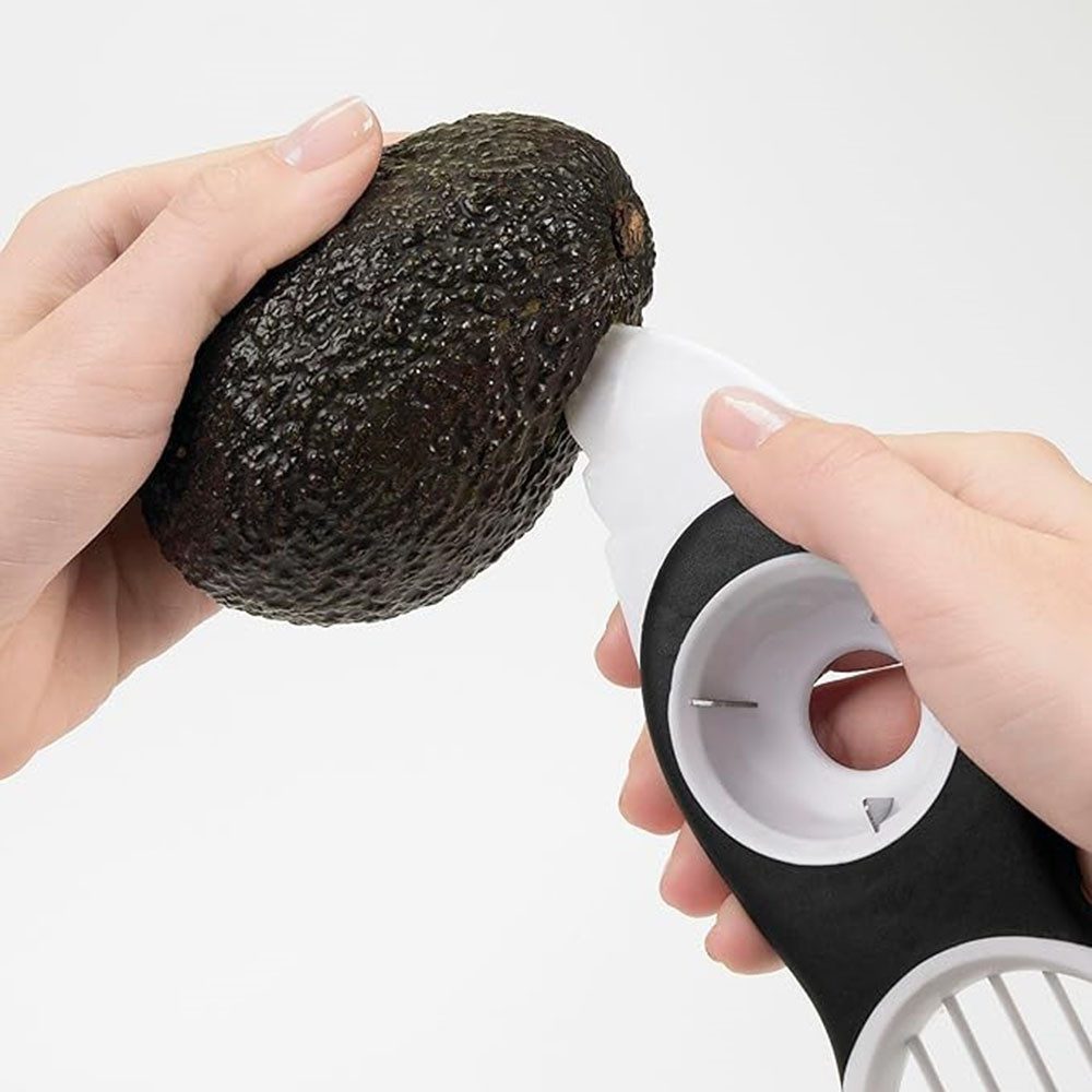 OXO Good Grips Obstschneider 3-in-1-Avocadoschneider, (1-tlg), zum Teilen, Entkernen und Schneiden von Avocados