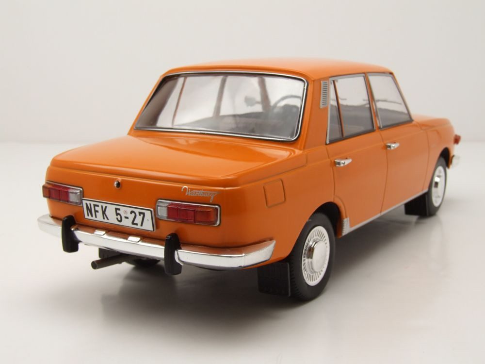 MCG Modellauto Wartburg 353 1967 orange, Maßstab 1:18