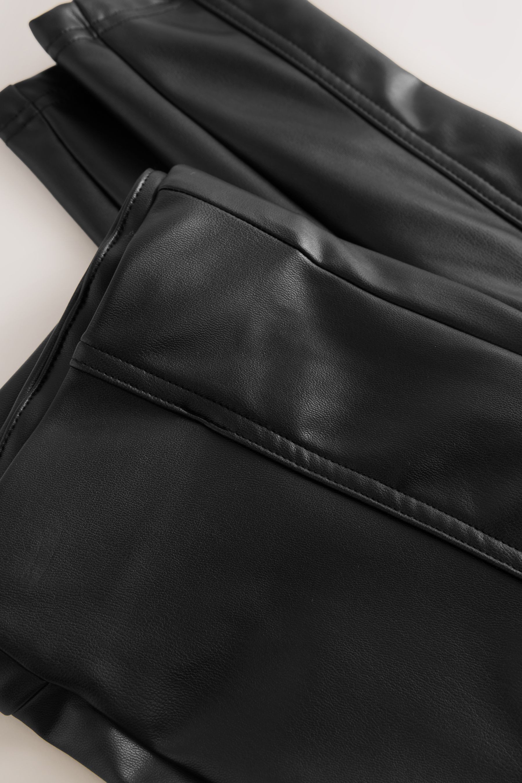 Next Lederhose Leggings in Kunstleder (1-tlg) – Bild 3 von 3