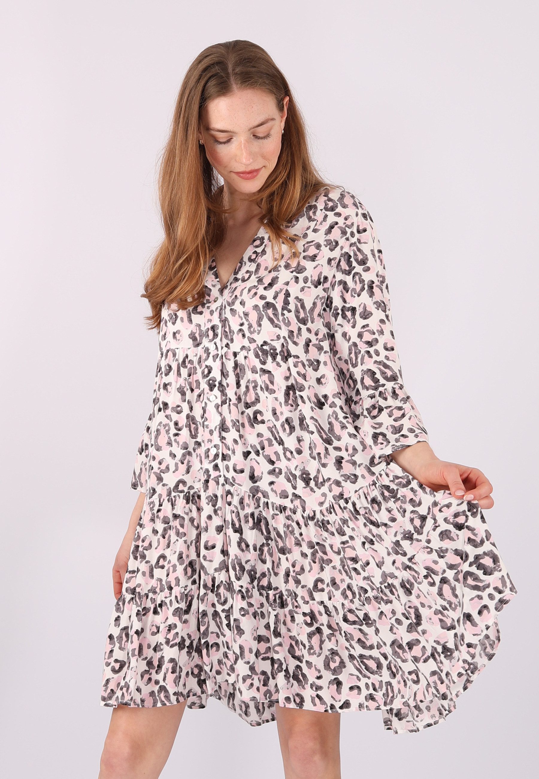 YC Fashion & Style Tunika Verspielte Animal-Print Tunika für stilvolle Auftritte aus weich fließender Viskose