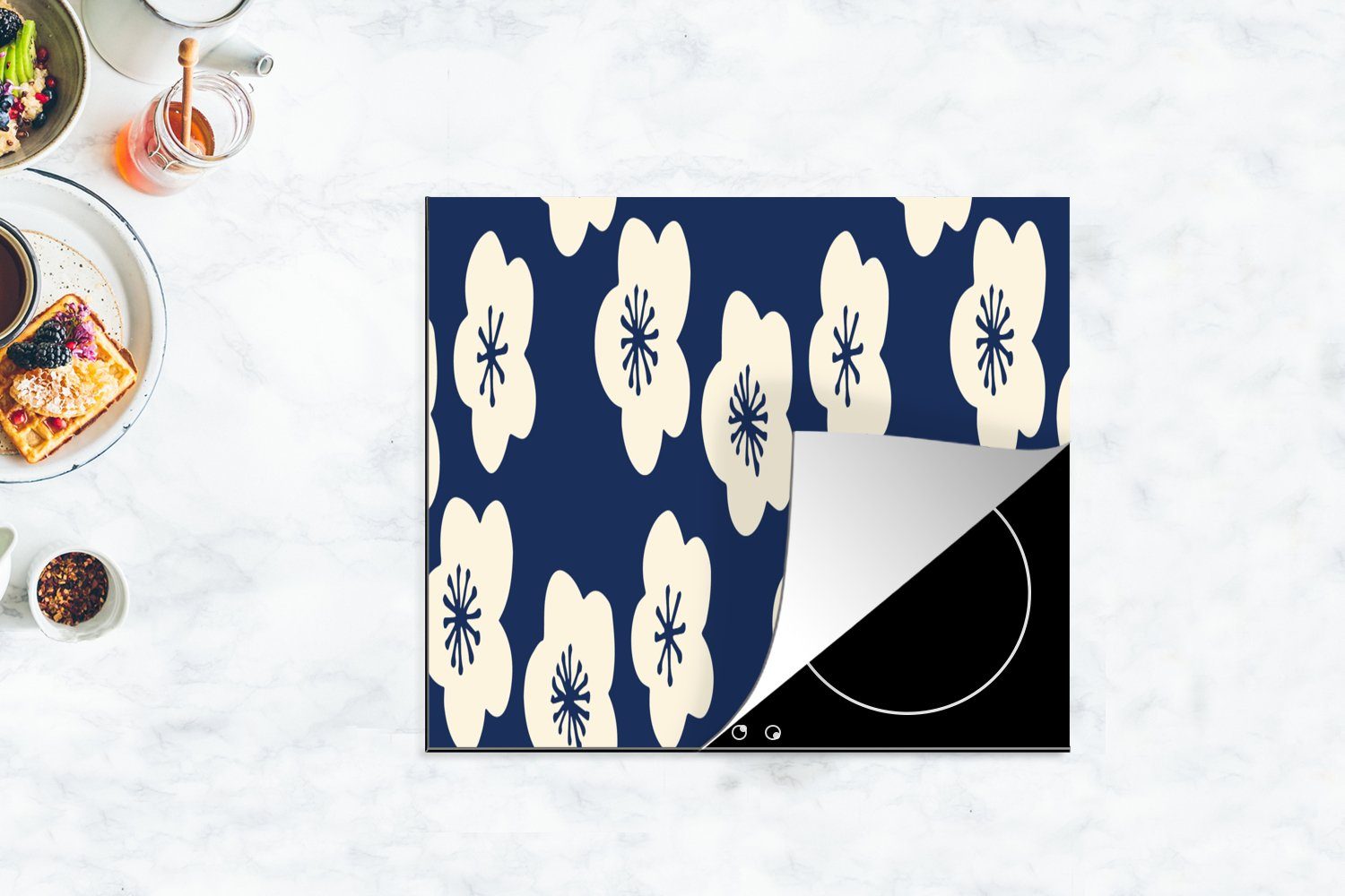 MuchoWow Herdblende-/Abdeckplatte Sakura - Weiß - Muster - (1 Mobile 60x52 tlg), Arbeitsfläche Ceranfeldabdeckung Japan, Vinyl, nutzbar, cm