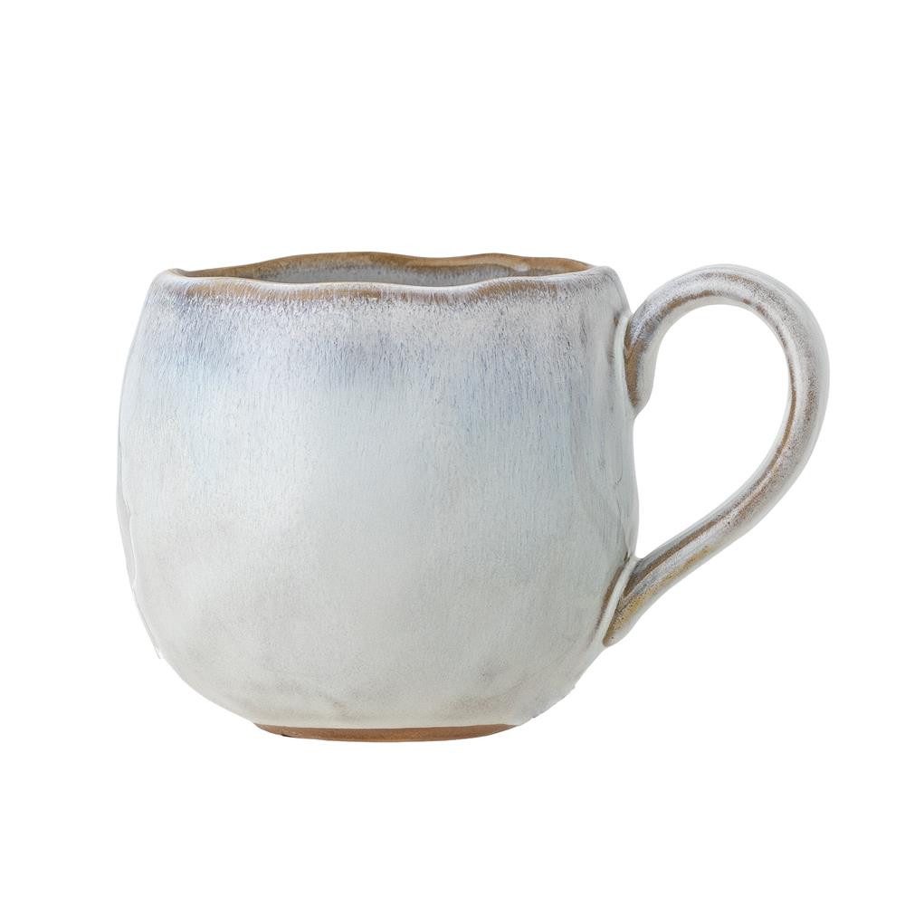 Bloomingville Tasse Estella, Blue, Steingut, D9xH8 cm, Steingut, Rustikale Optik, reaktive Glasur, robuster Henkel, mikrowellengeeignet