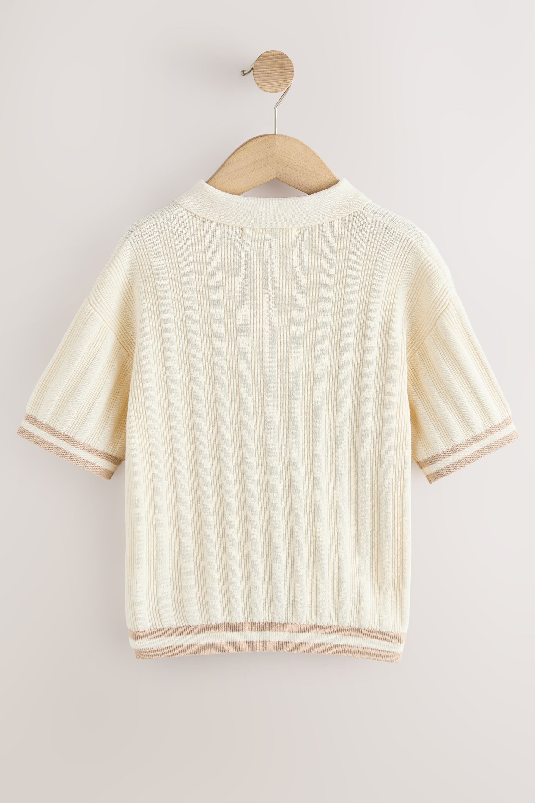 Next Polokragenpullover Strick-Poloshirt mit geknöpftem Kragen (1-tlg)