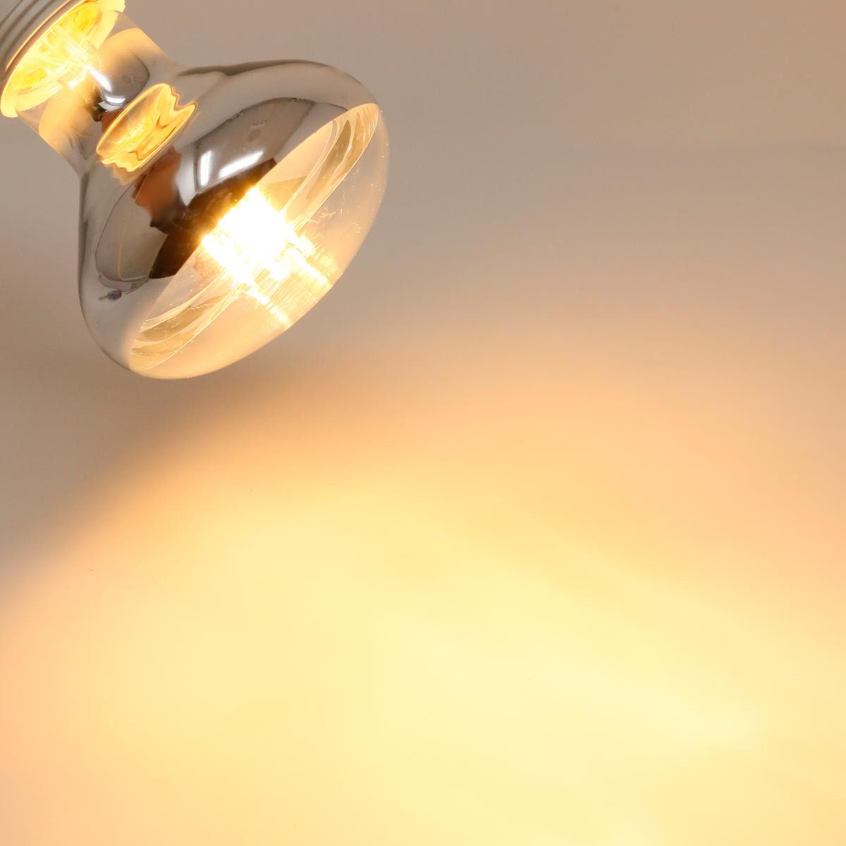 STAR TRADING LED-Leuchtmittel E27 LED-Reflektorstrahler R80 ww 700lm 7,5W dimmba, warmweiß