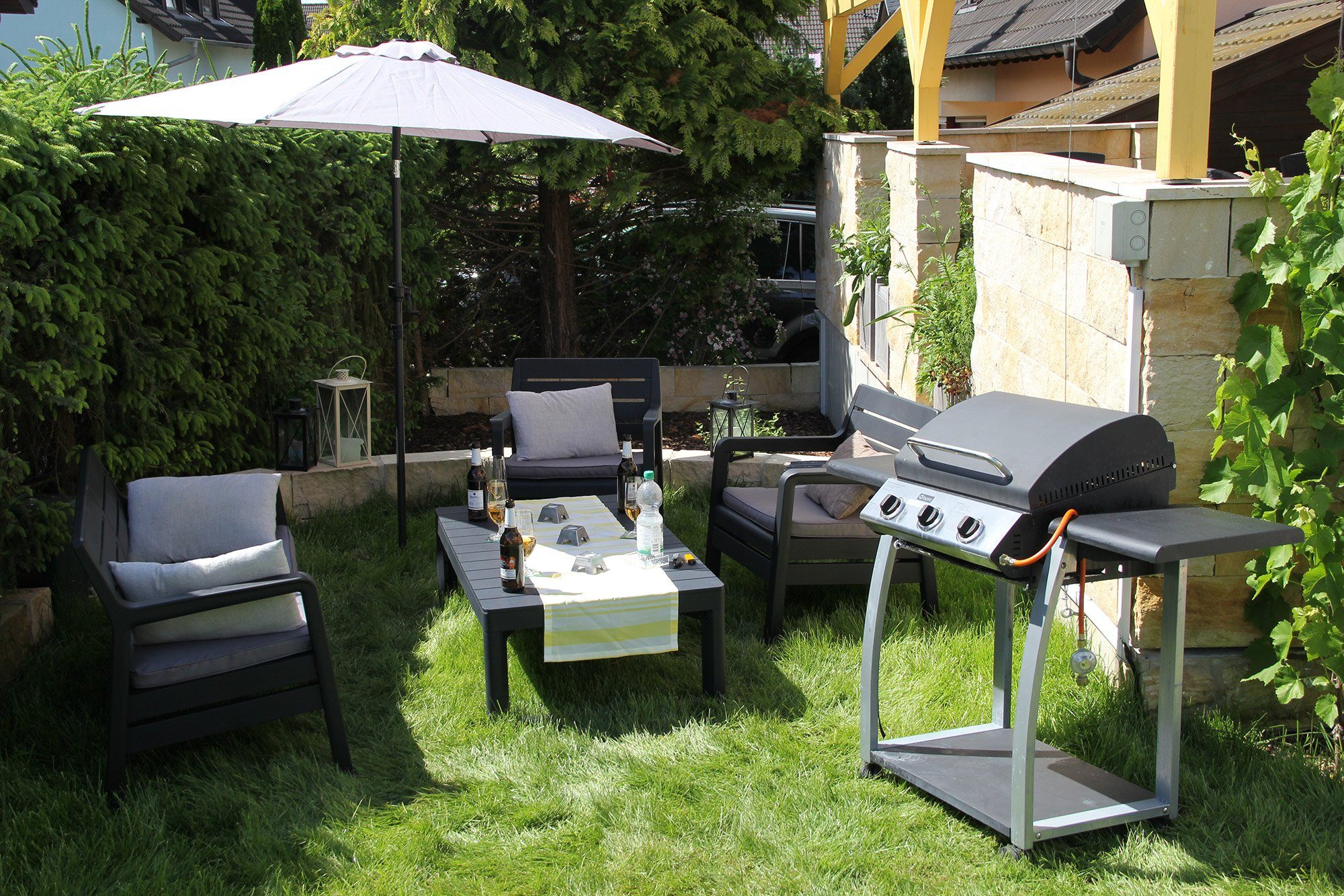 ONDIS24 Sonnenschirm Strandschirm 2,3 Meter Sonnenschutz mit Kurbel, Knick-Gelenk, 100% Polyester (160g/m)