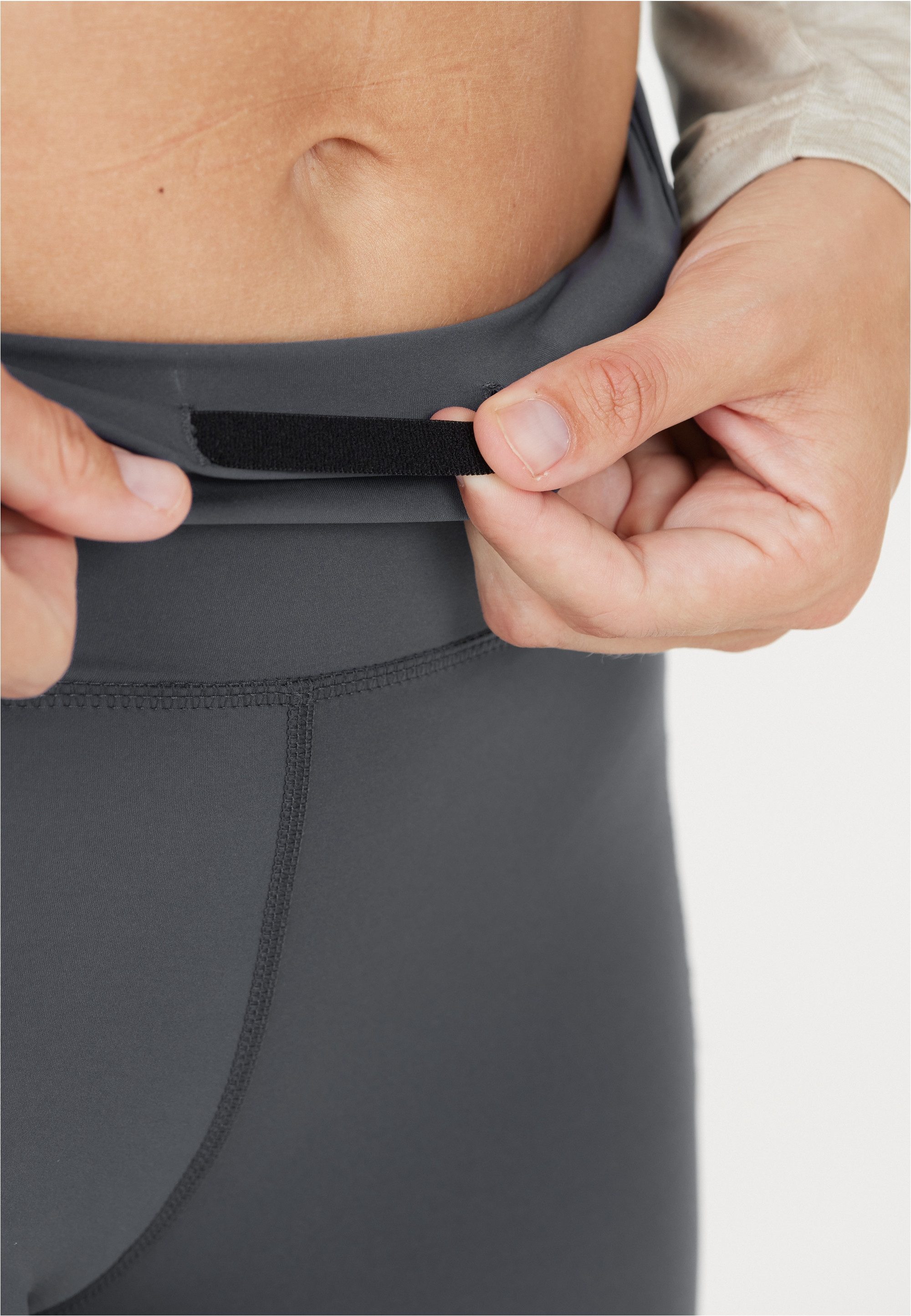 ENDURANCE Trainingstights Move mit smarter Kompressionswirkung und flachen Nähten