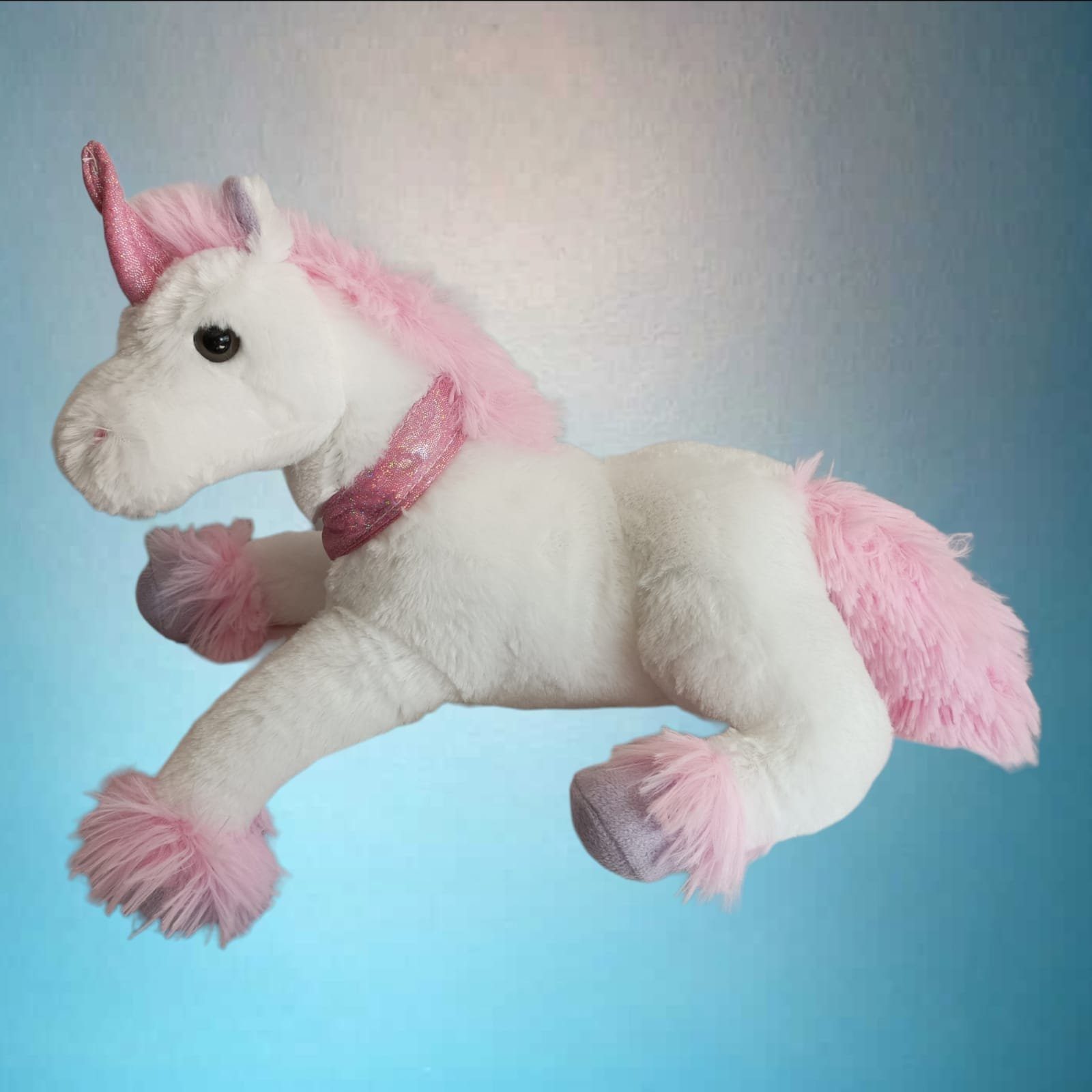 Aspinaworld Kuscheltier Kuscheltier Plüsch Einhorn in weiß 42 cm lang