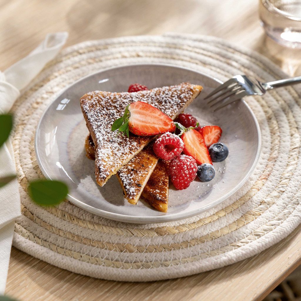 like. by Villeroy & Boch Frühstücksteller Perlemor Sand Frühstücksteller 20x20x3cm, (1 St), Premium Porcelain, mikrow.- & spülm.sicher, Made in Germany