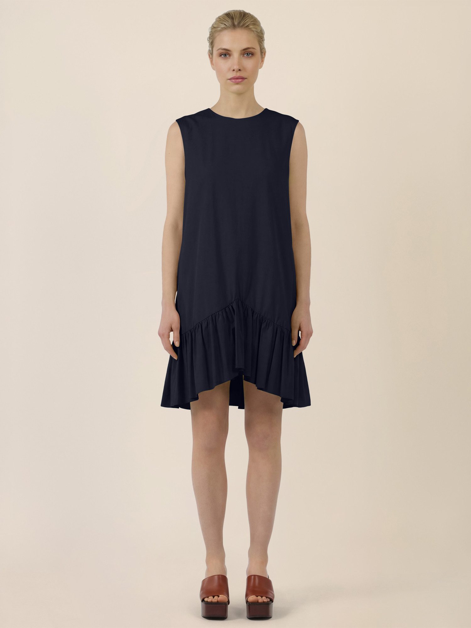 Apart Midikleid mit Volant und asymmetrischem Saum