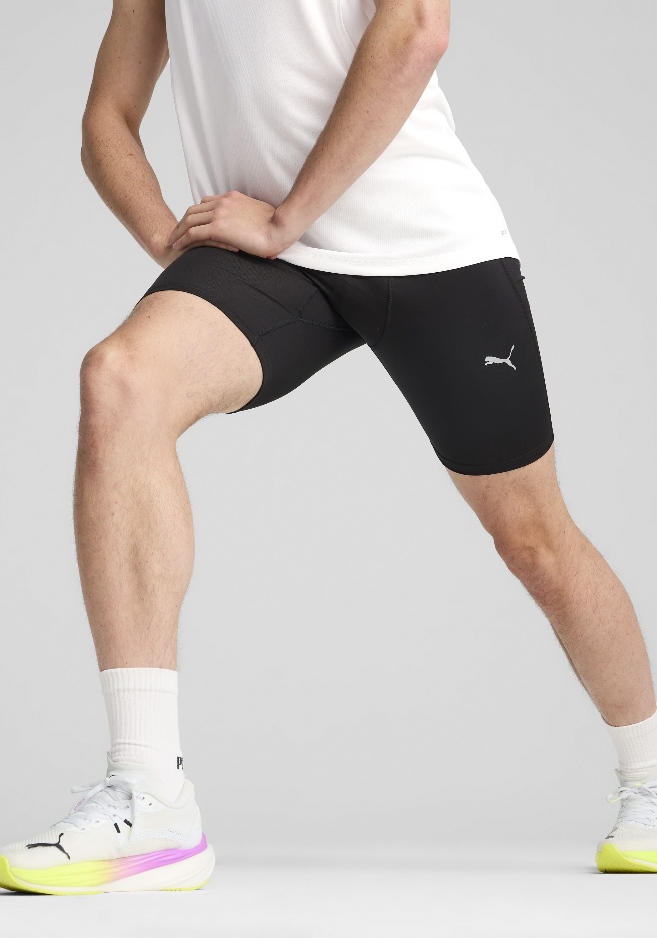 Trainingsshorts M RUN FOUNDATION 8 TIGHT SHORT