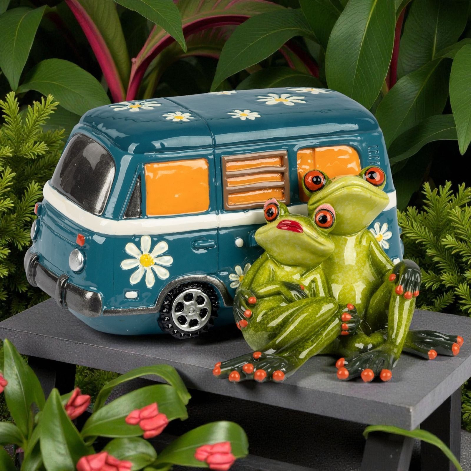 formano Sammelfigur Froschpaar Camper handbemalte Dekofigur aus der Serie Froschhausen