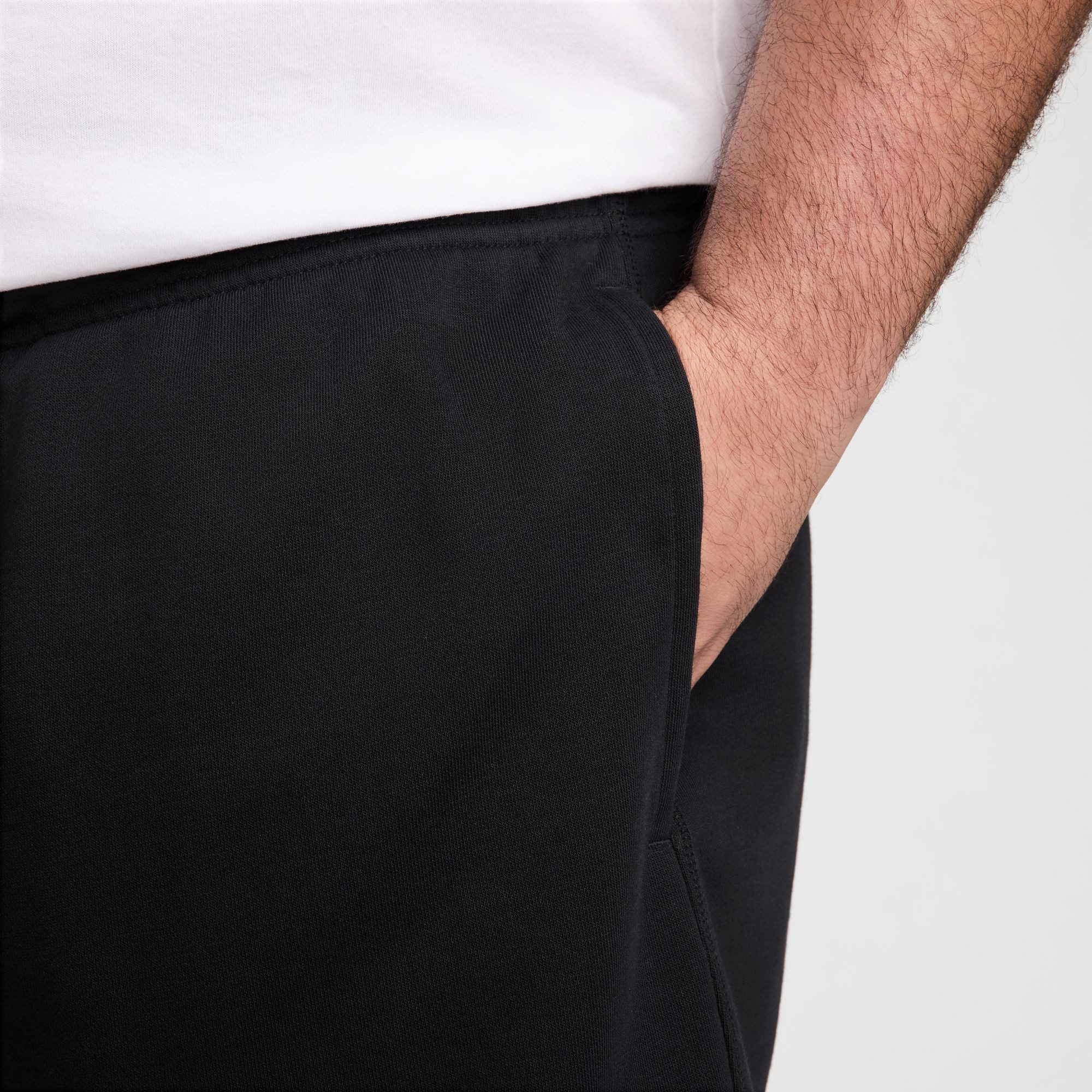 Nike Sportswear Shorts M NK CLUB FLOW FT SHORT mit Eingrifftaschen und Gesäßtasche, aus Baumwollmischung – Bild 4 von 5
