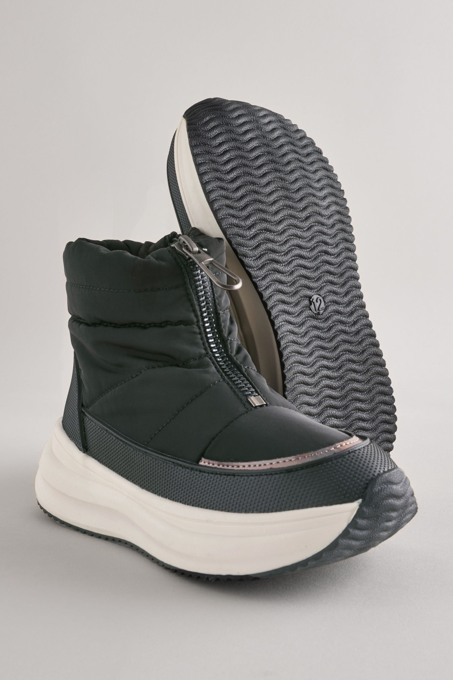 Next Steppstiefel mit Reißverschluss vorne Reißverschlussstiefel (1-tlg)