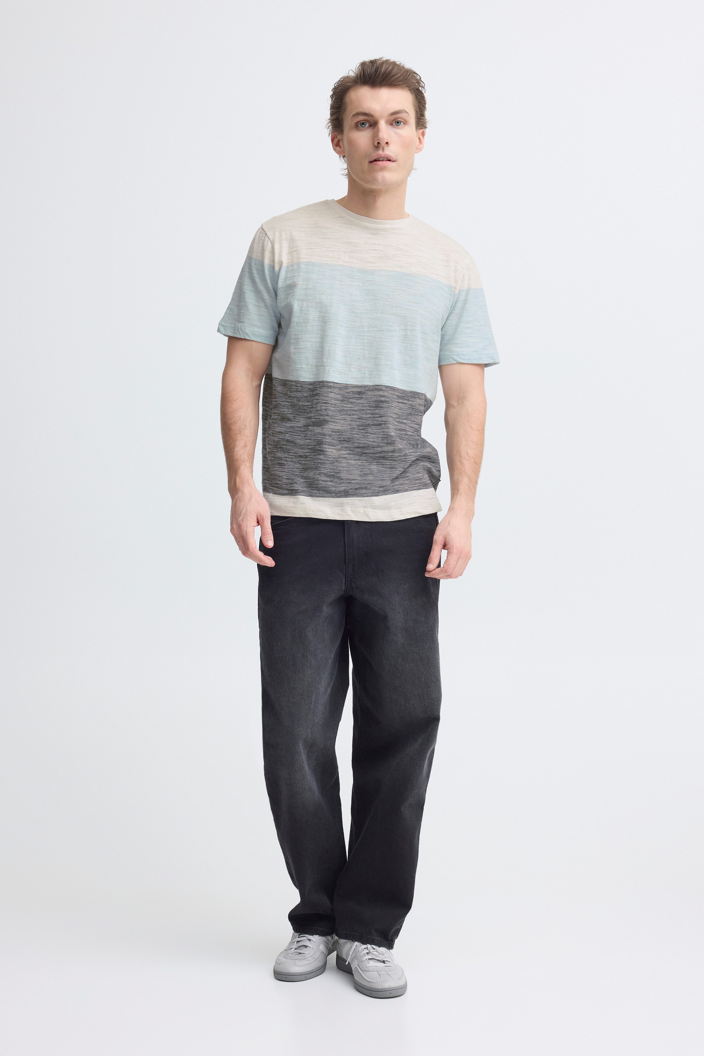 Blend T-Shirt BHKEITH BLOCK S/S TEE aus Single Jersey, Regular Fit, mit Rundhalsausschnitt – Bild 4 von 5