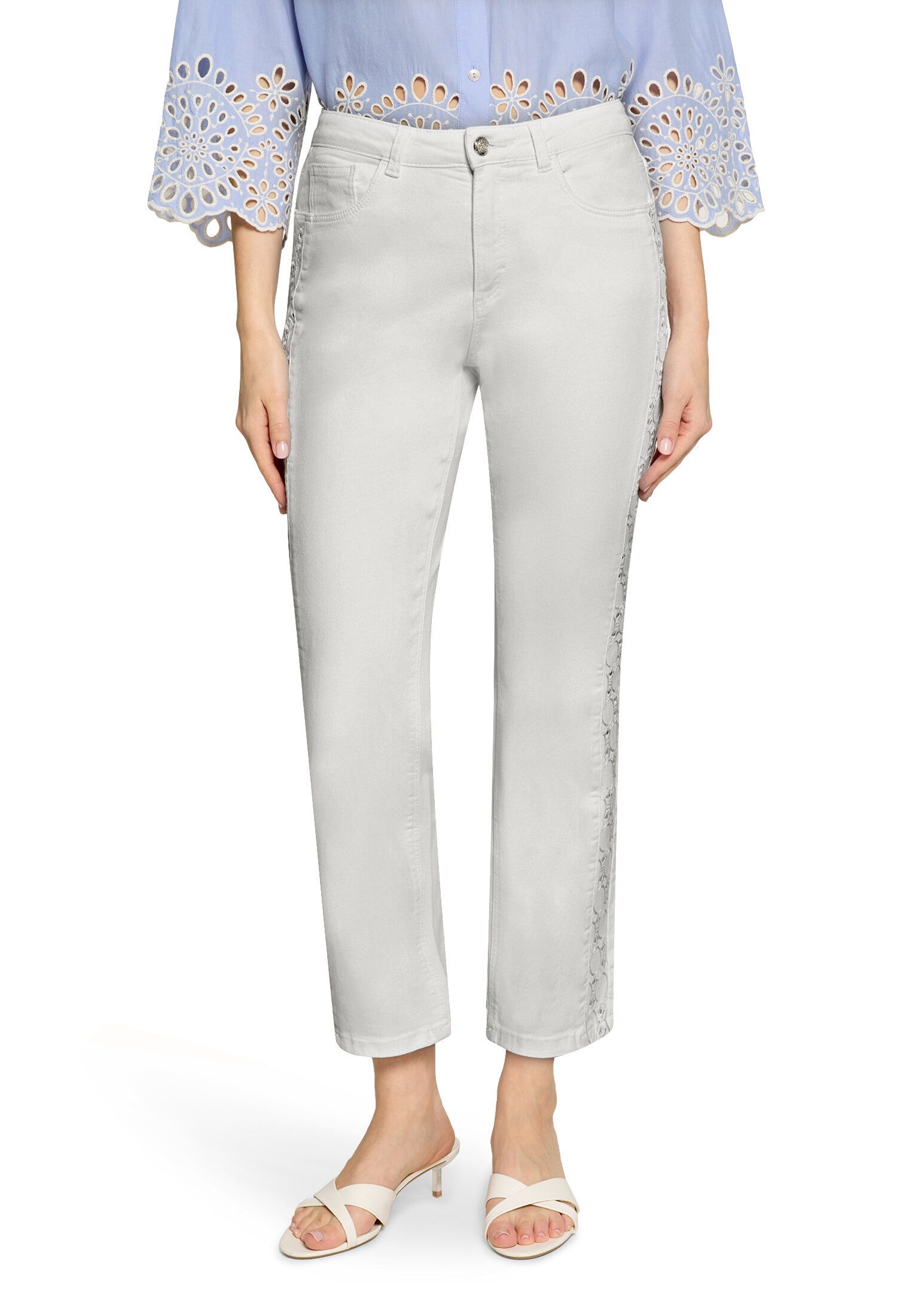 Cartoon Regular-fit-Jeans Damen mit Lochmuster
