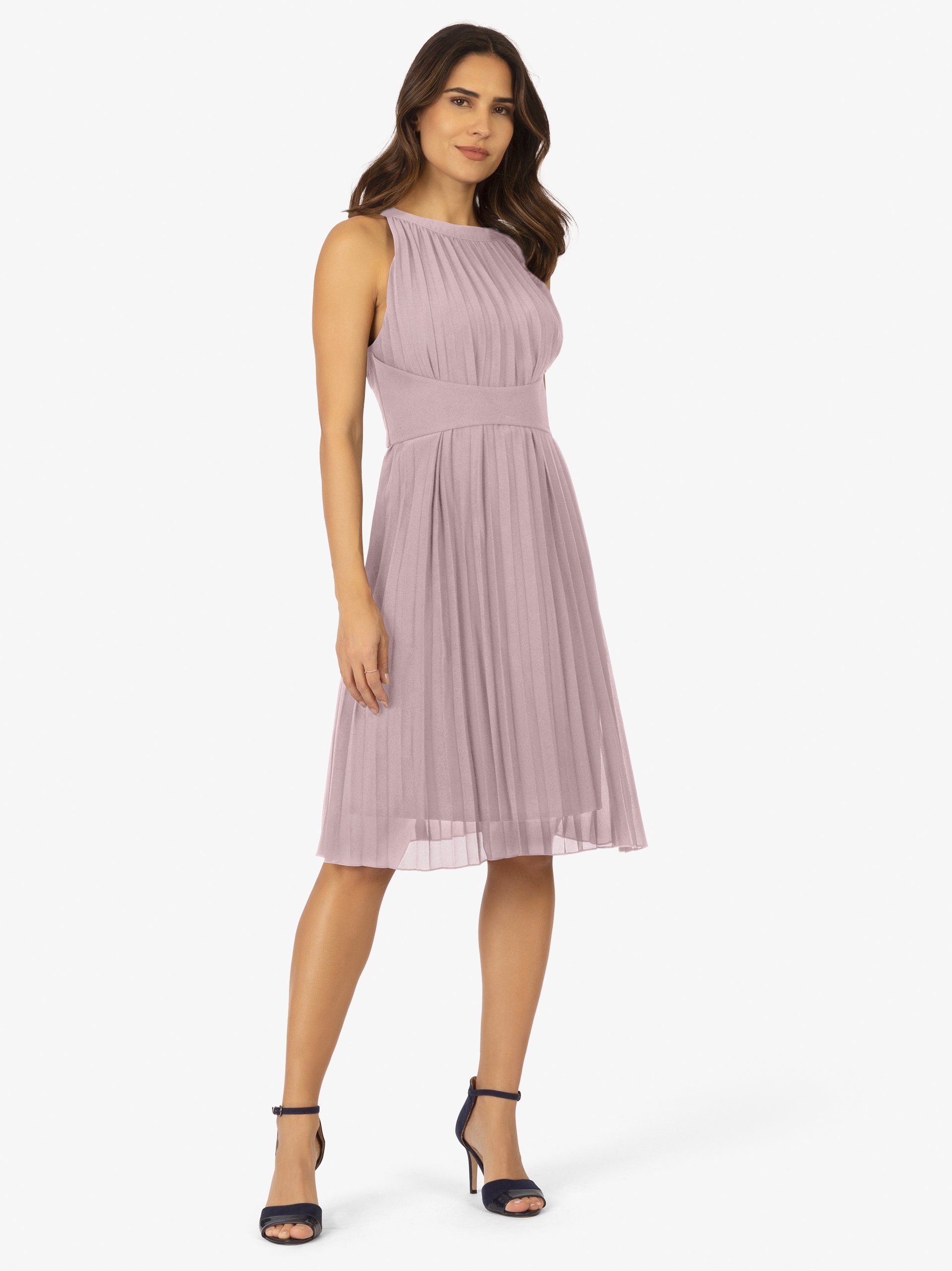 Apart Abendkleid aus leicht körnigem, plissiertem günstig online kaufen