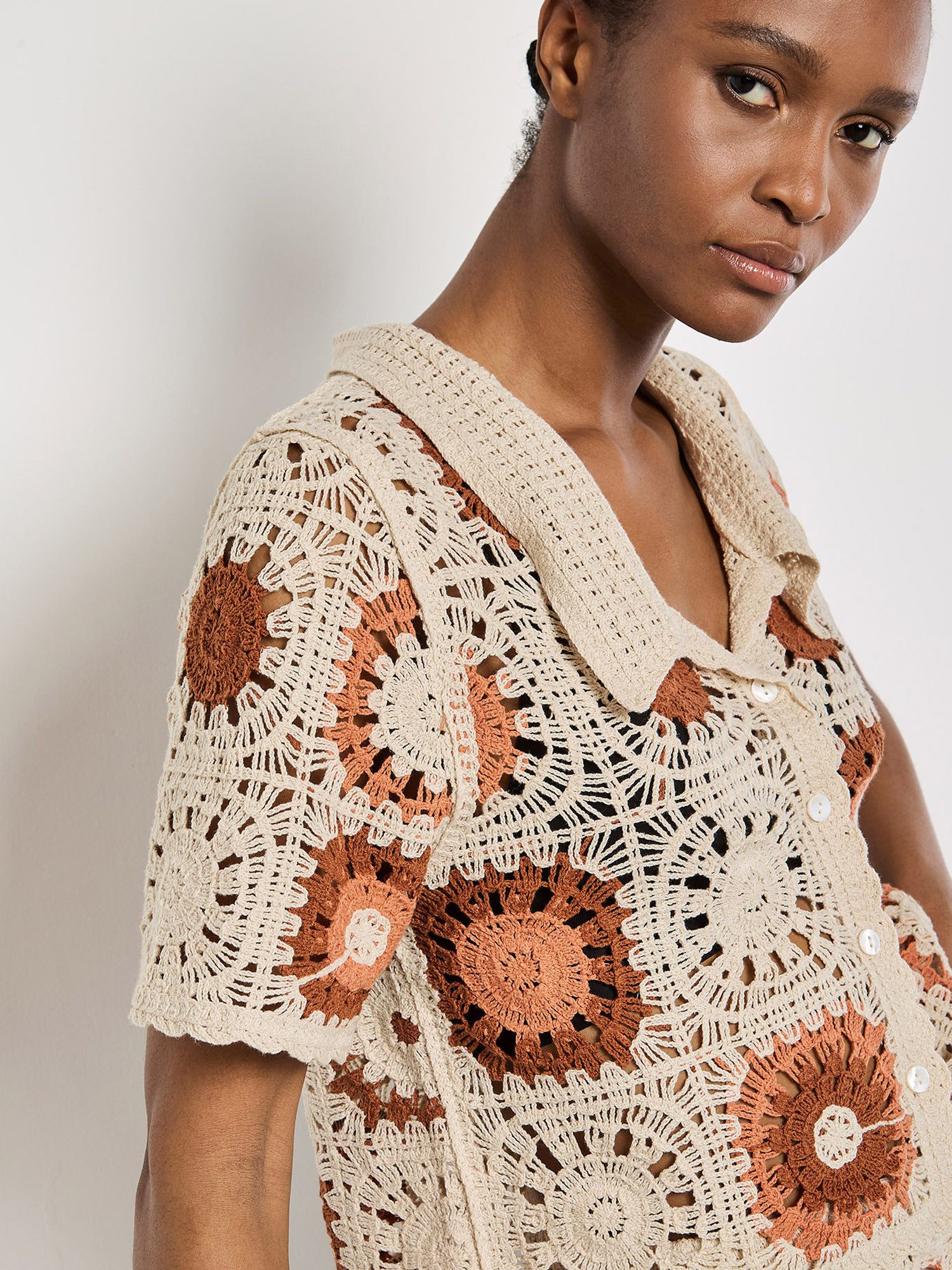 Apricot Cardigan Häkeltop mit Kragen