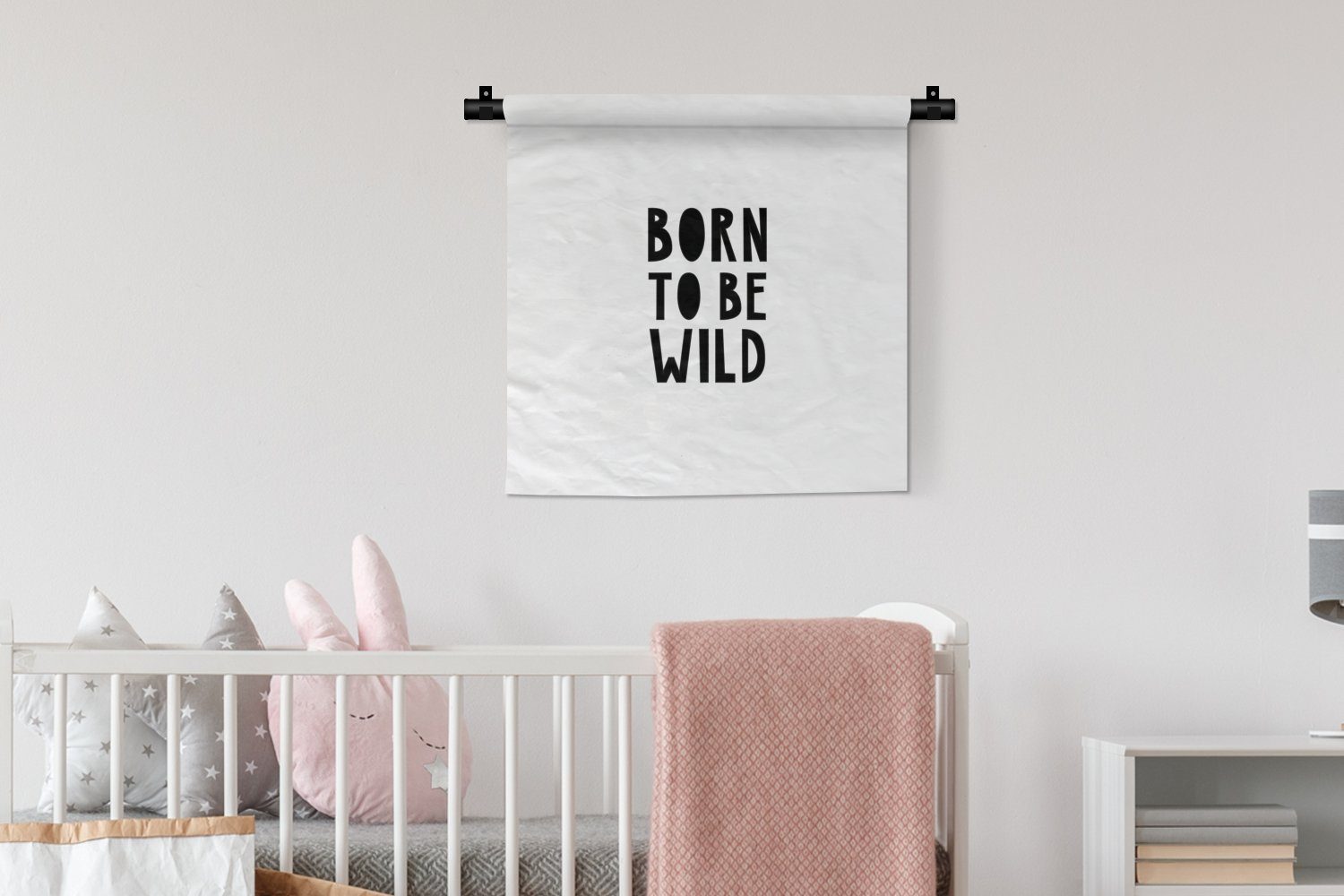 MuchoWow Wanddekoobjekt Schlafzimmer, Wohnzimmer, - zu - Sprichwörter, wild Kinder Wandbehang, um Kleid, Wanddeko - für Zitate Kinderzimmer - sein Baby Geboren