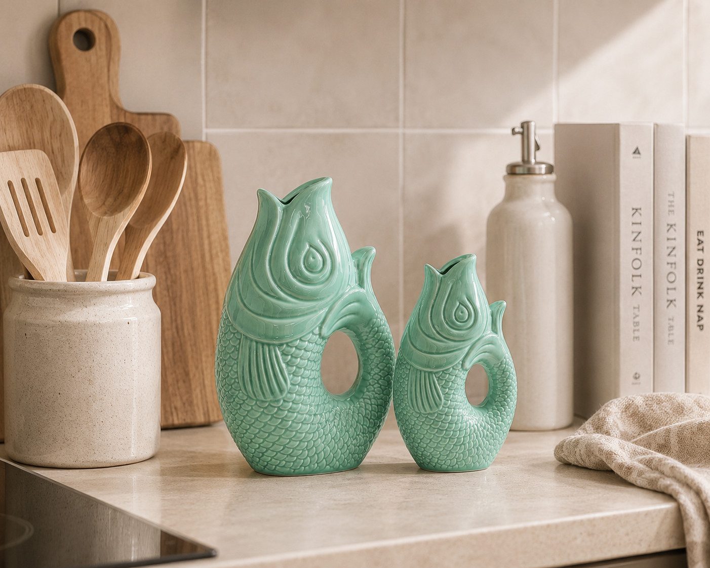 WestCraft Dekovase Fischvase 4 Farben Porzellanvasen bunte Vase in Karpfenform, Design Fisch-Vase für moderne und skandinavische Wohnstile