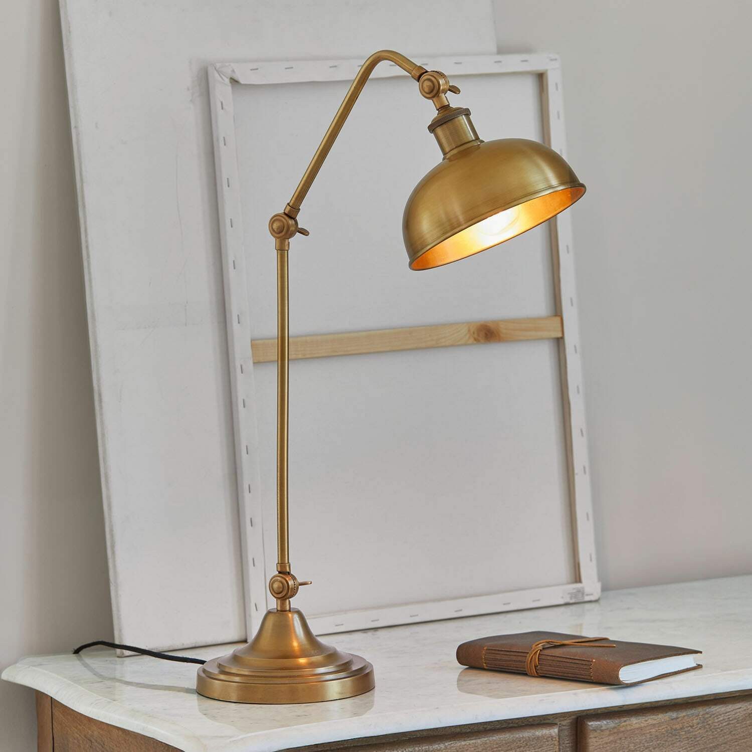 Mirabeau Tischleuchte Tischlampe Delacroille antikmessing