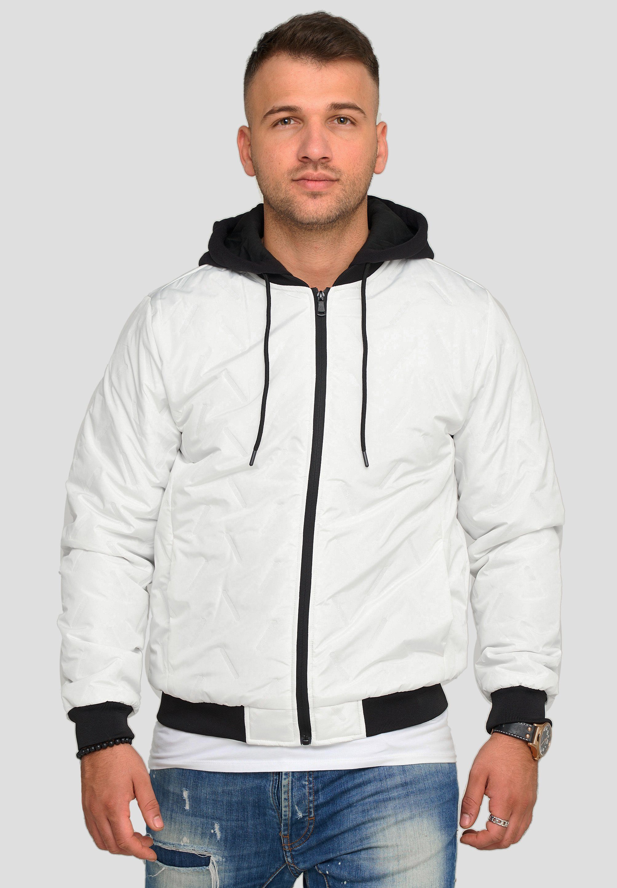 behype Steppjacke BHMUS mit Kapuze weiß