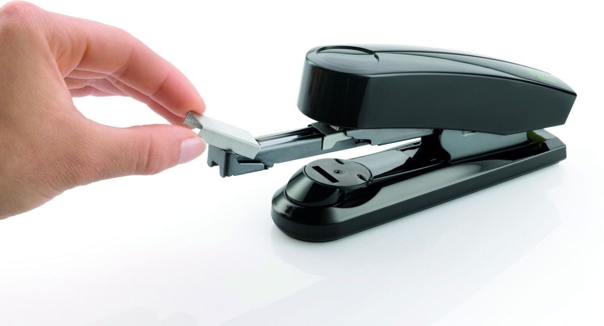 NOVUS Heftgerät Heftgerät B 4FC re+new Flat-Clinch schwarz