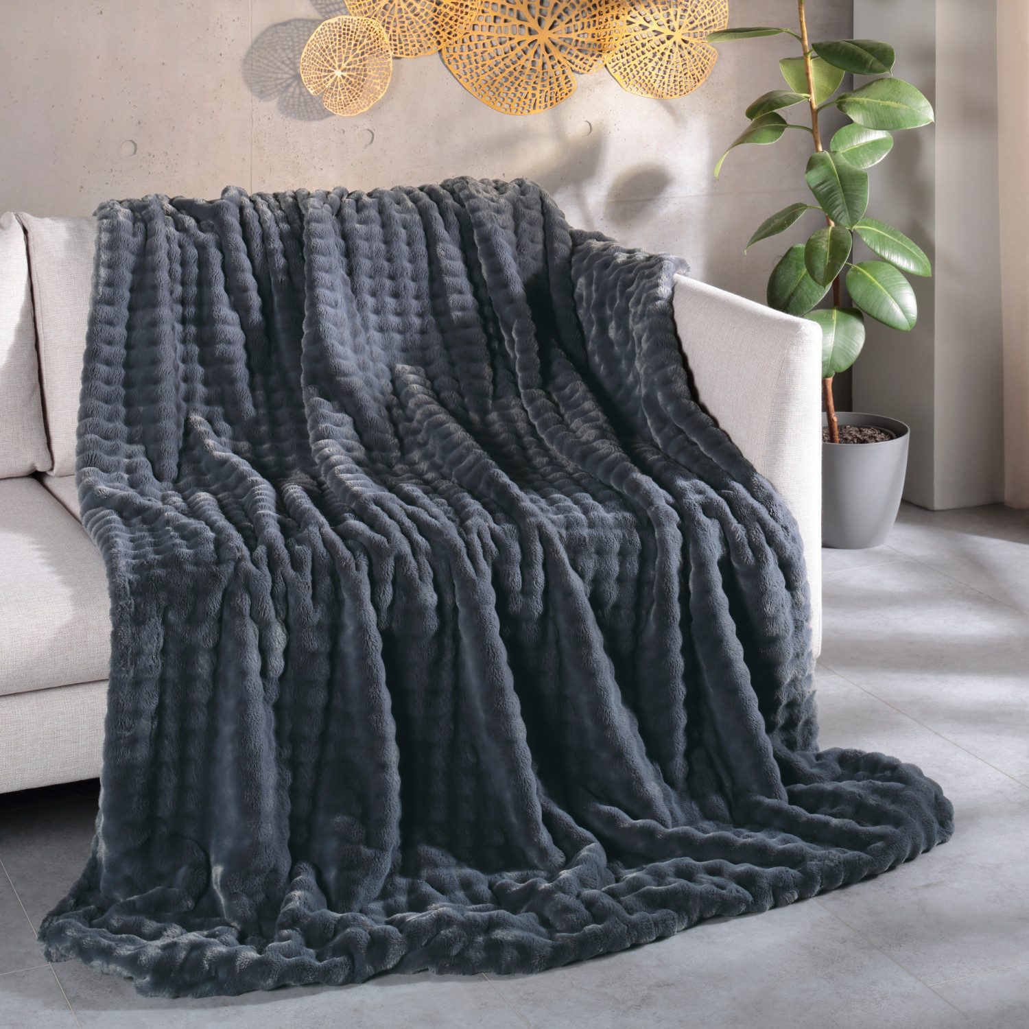 Wohndecke Nova, Kuscheldecke 150x200 cm fürs Wohnzimmer oder Sofa, Delindo Lifestyle, Webpelzdecke