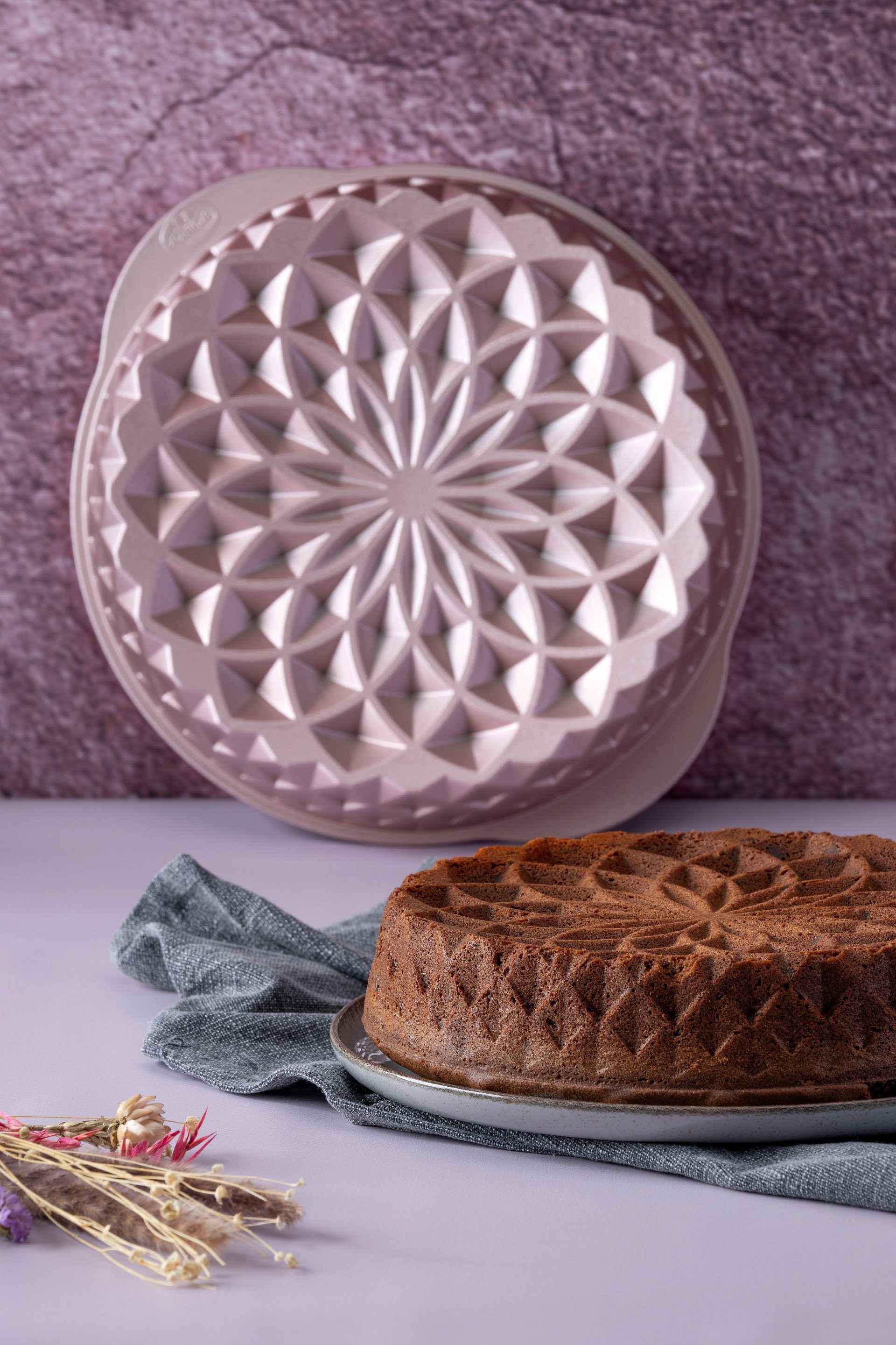 Dr. Oetker Küchenhelfer Backform Mandala, (1-tlg), Rundform Mandala – Gugelhupfform, Backform aus Aluminiumguss, +230 °C