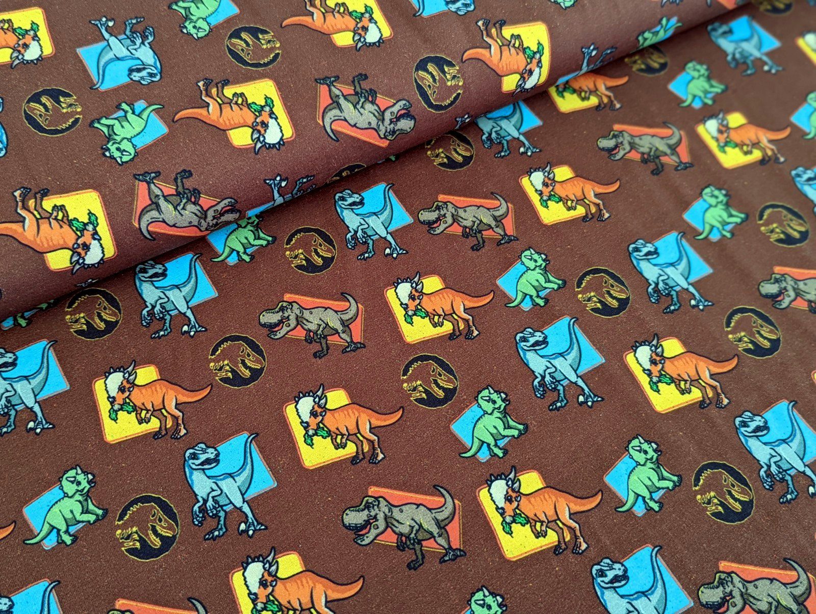 Stoff Baumwolljersey Digital Jurassic World Braun Stoff Meterware