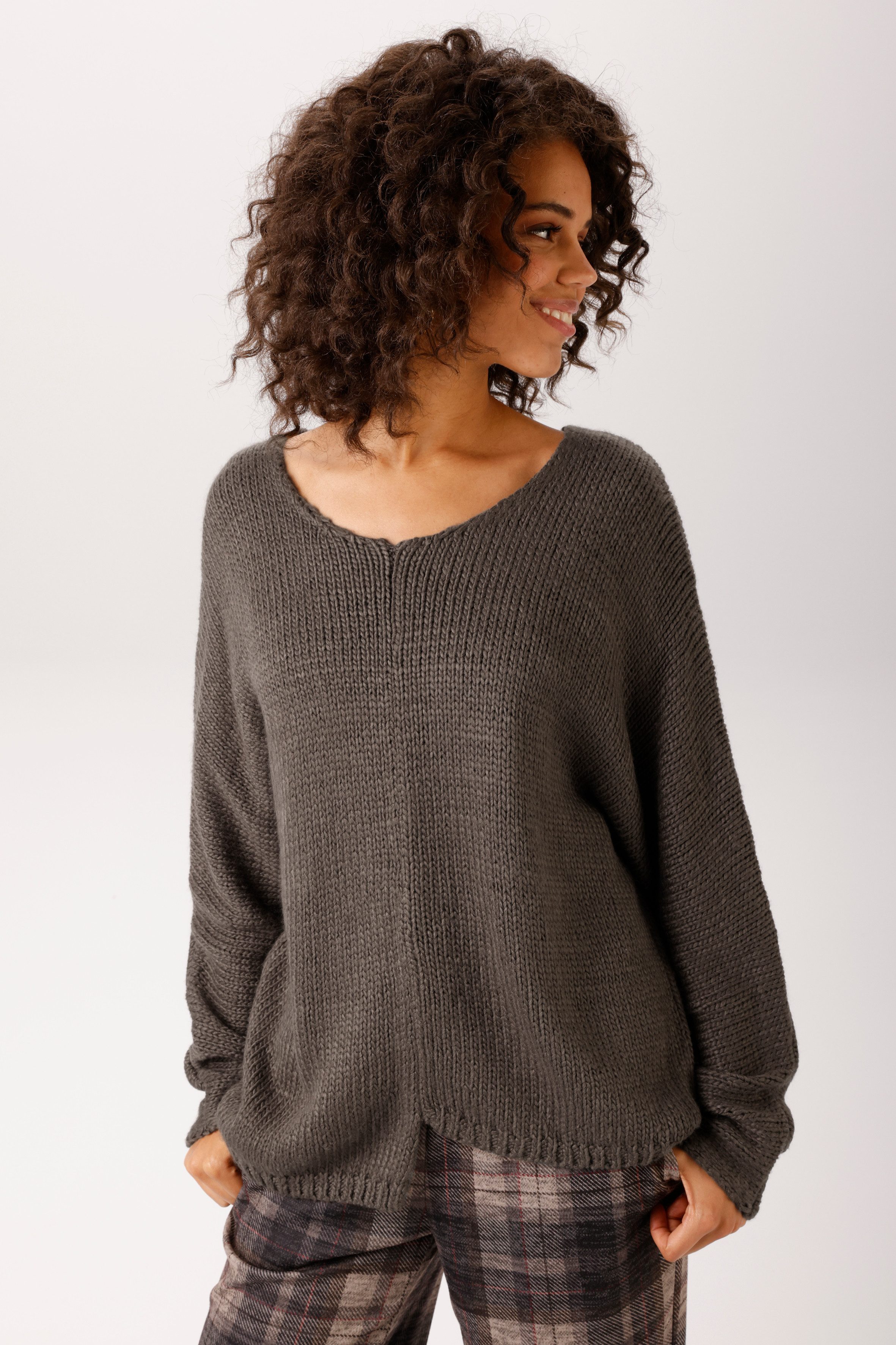 Aniston CASUAL Strickpullover mit asymmetrischen Saum - NEUE KOLLEKTION. € 39,99, (€ 39,99 pro 1 Stk).