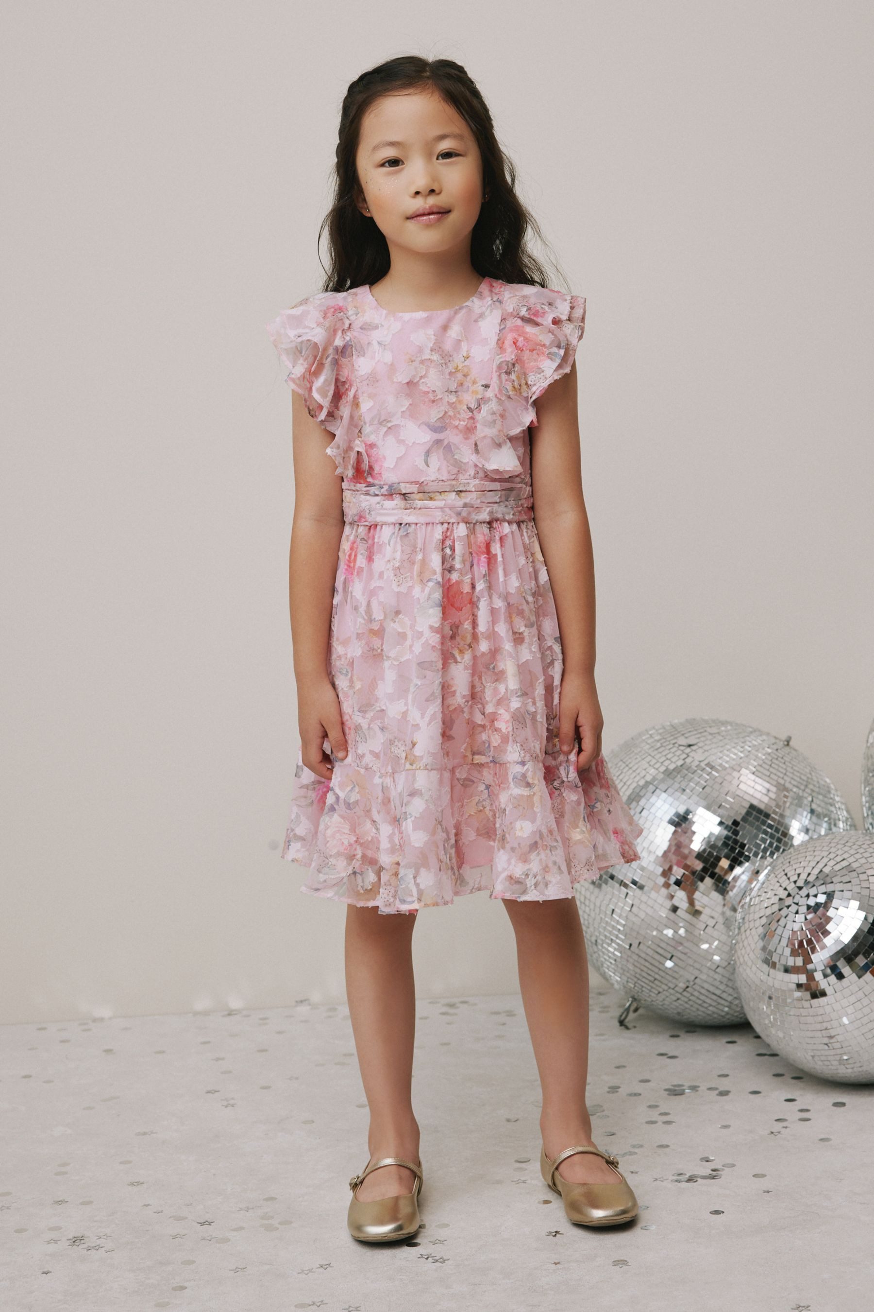 Next Partykleid Partykleid mit Raffung und Blumenmuster (1-tlg)