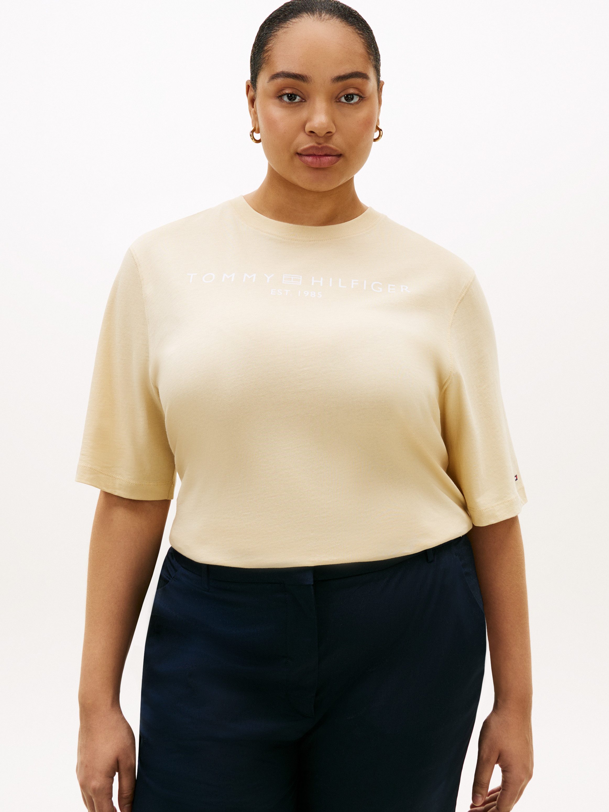 Tommy Hilfiger Curve T-Shirt CRV CORP LOGO TRAPEZE C-NK TEE in großen Größe günstig online kaufen