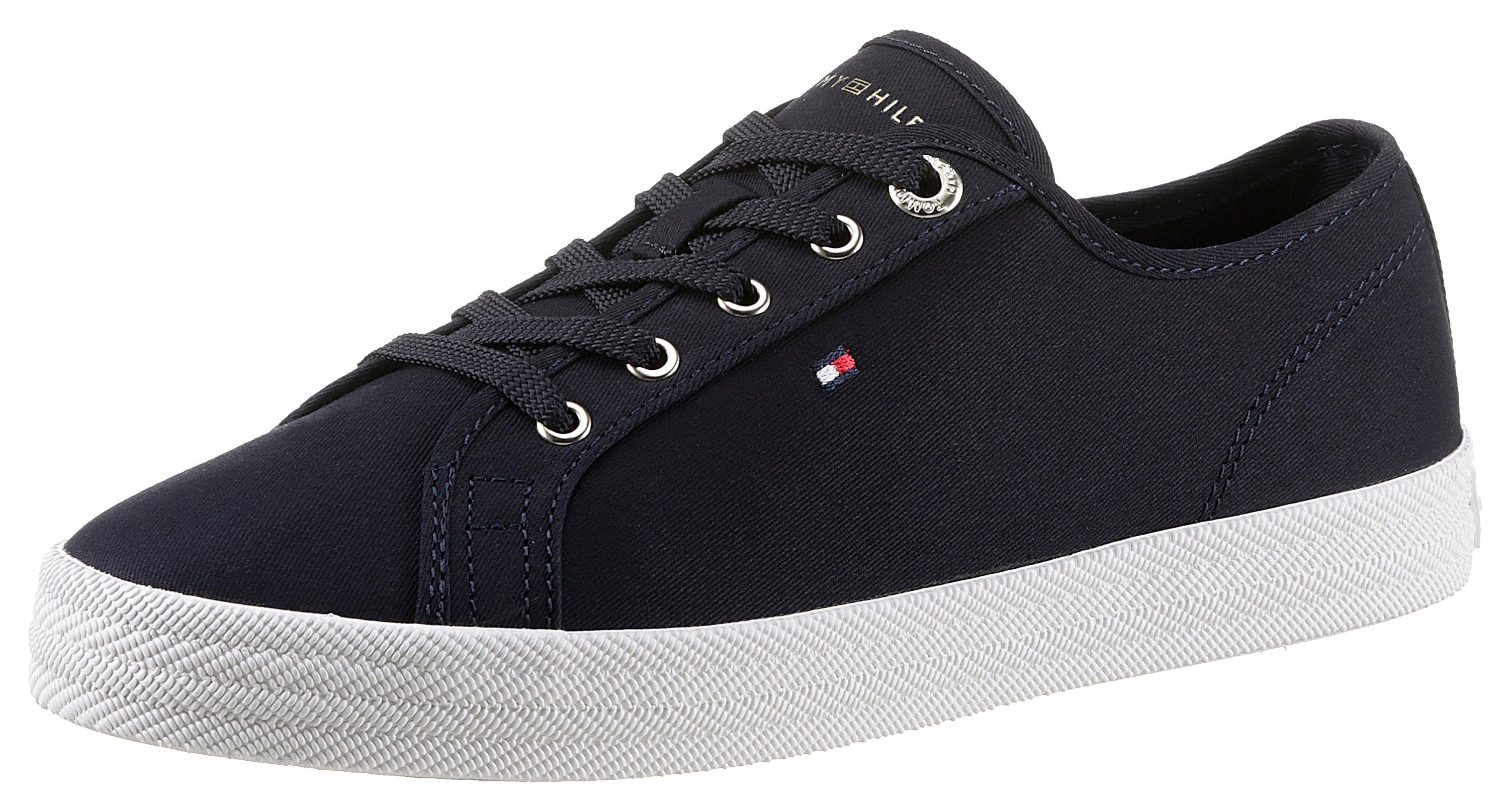 Tommy Hilfiger ESSENTIAL VULCANIZED SNEAKER Plateausneaker mit gestickter Logoflag dunkelblau