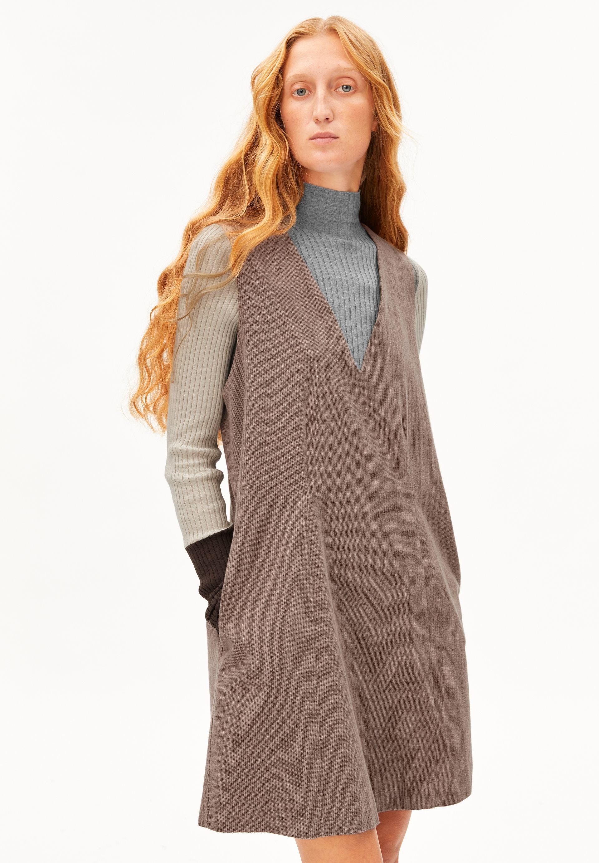 Armedangels Jerseykleid HERRINGBONE PINAAFO Kleid aus Bio-Baumwoll Mix (Regular Fit) Kleid aus Bio-Baumwoll Mix