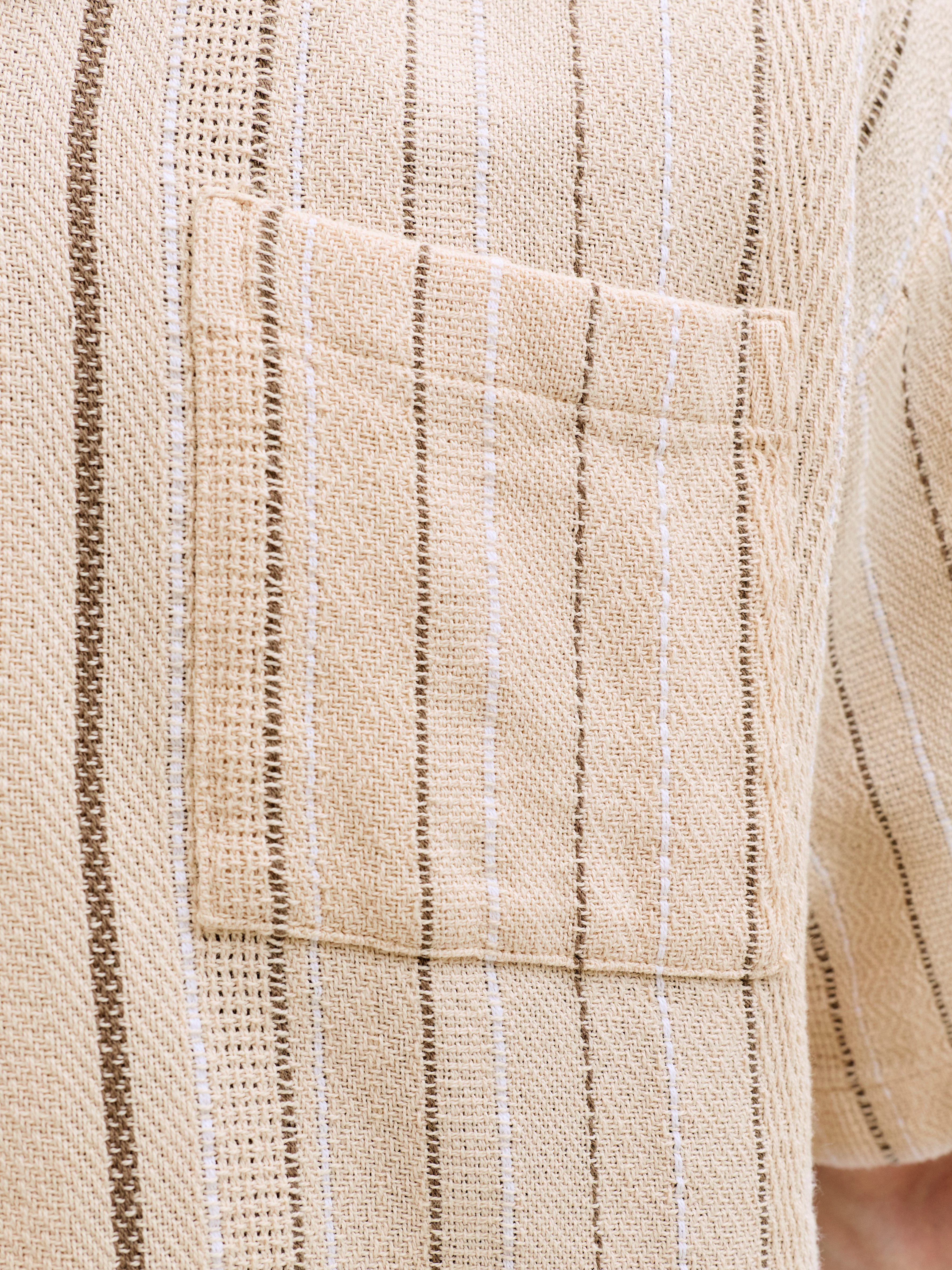 Jack & Jones Kurzarmhemd JJEBRADLEY STRIPED RESORT SHIRT SS LN Baumwolle, loose fit