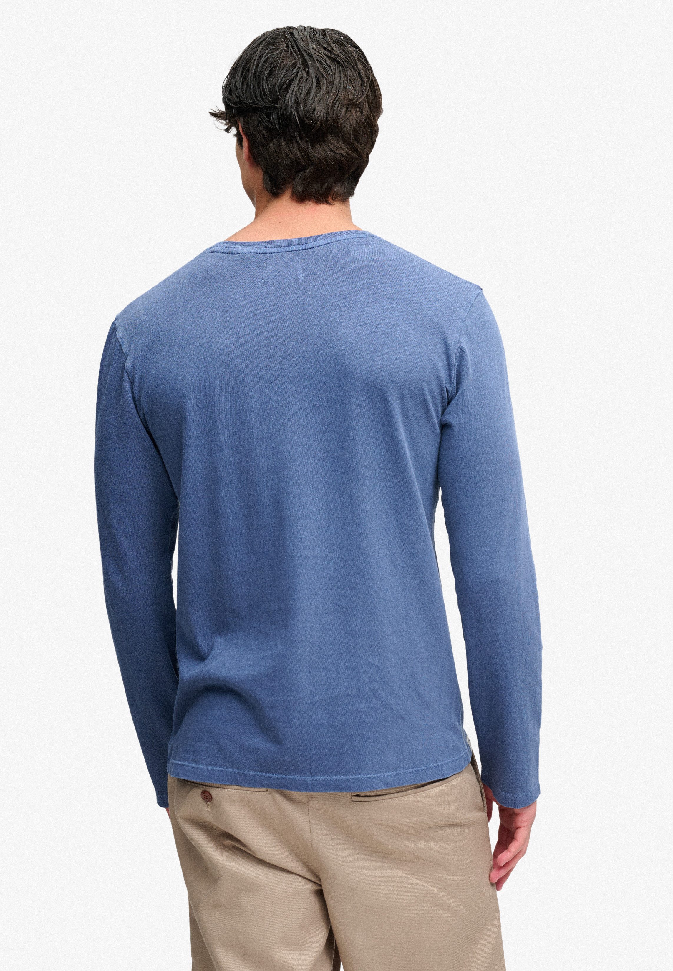 Superdry Langarmshirt COTTON LINEN L/S POCKET TOP aus Baumwolle und Leinen, Relaxed Fit, mit Rundhalsausschnitt – Bild 3 von 5