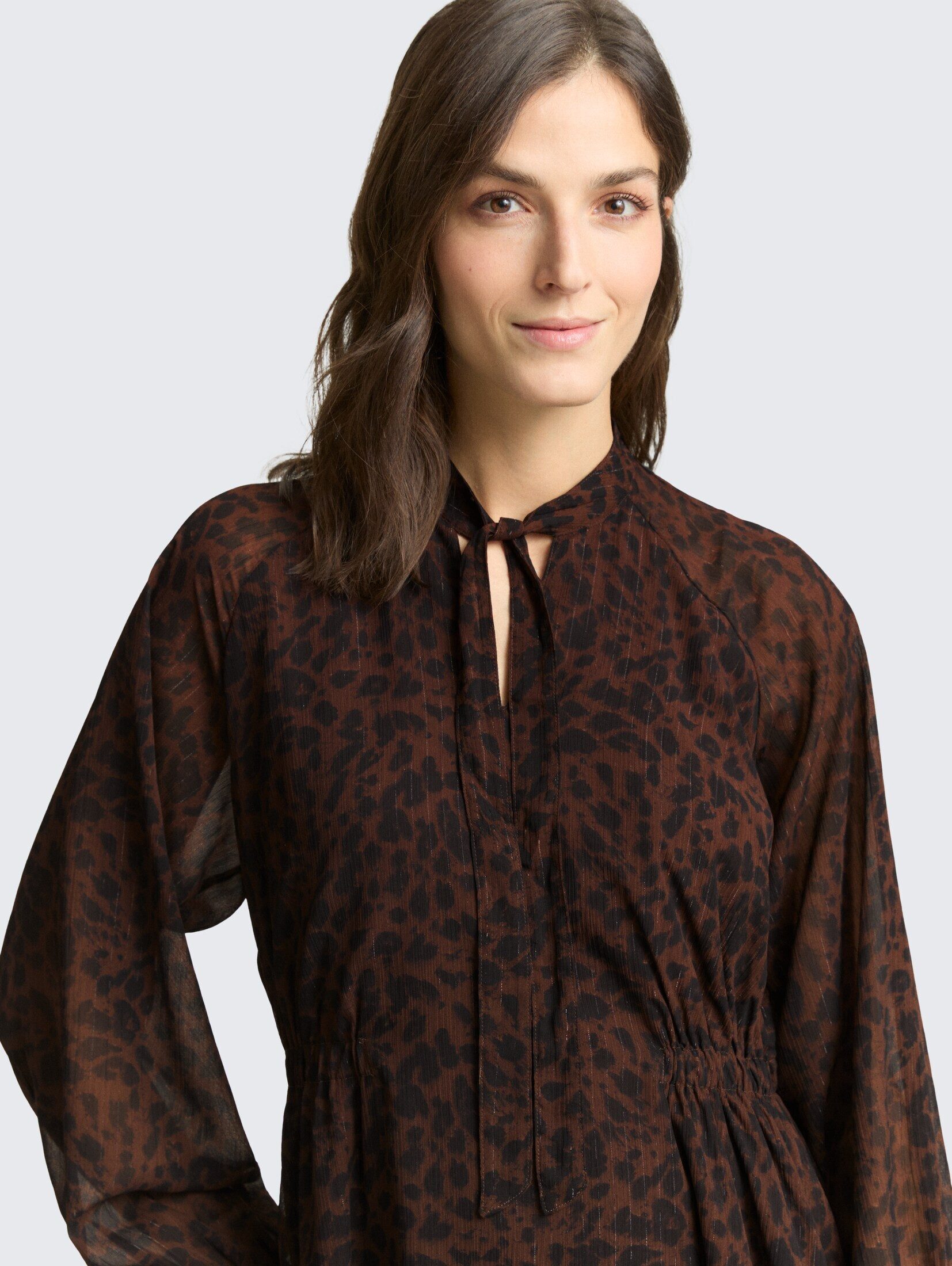 TOM TAILOR Sommerkleid Kleider & Jumpsuits Chiffon-Kleid mit Leo-Print