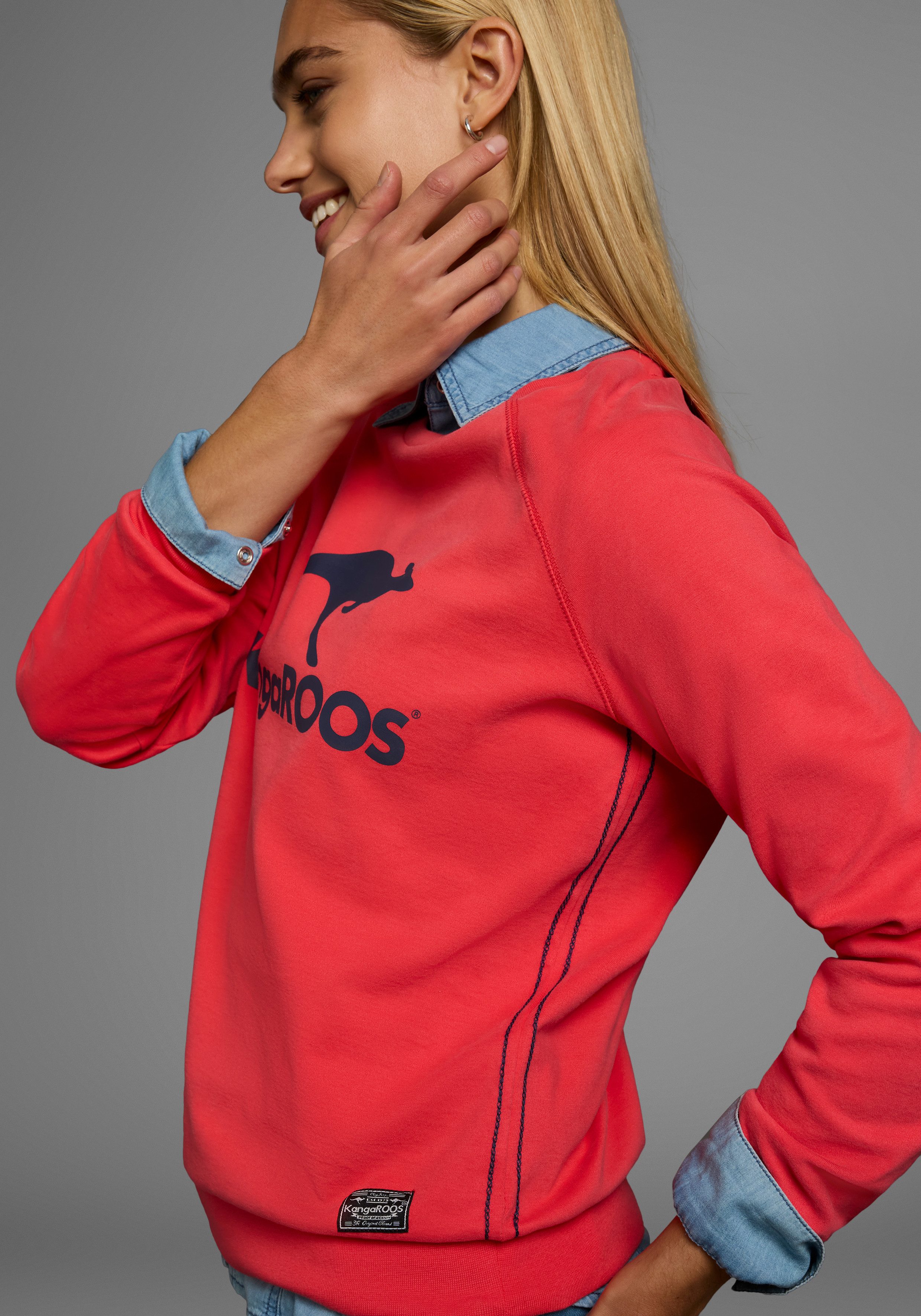 KangaROOS Sweatshirt Langarm, figurumspielender Schnitt, mit Print, Rundhal günstig online kaufen