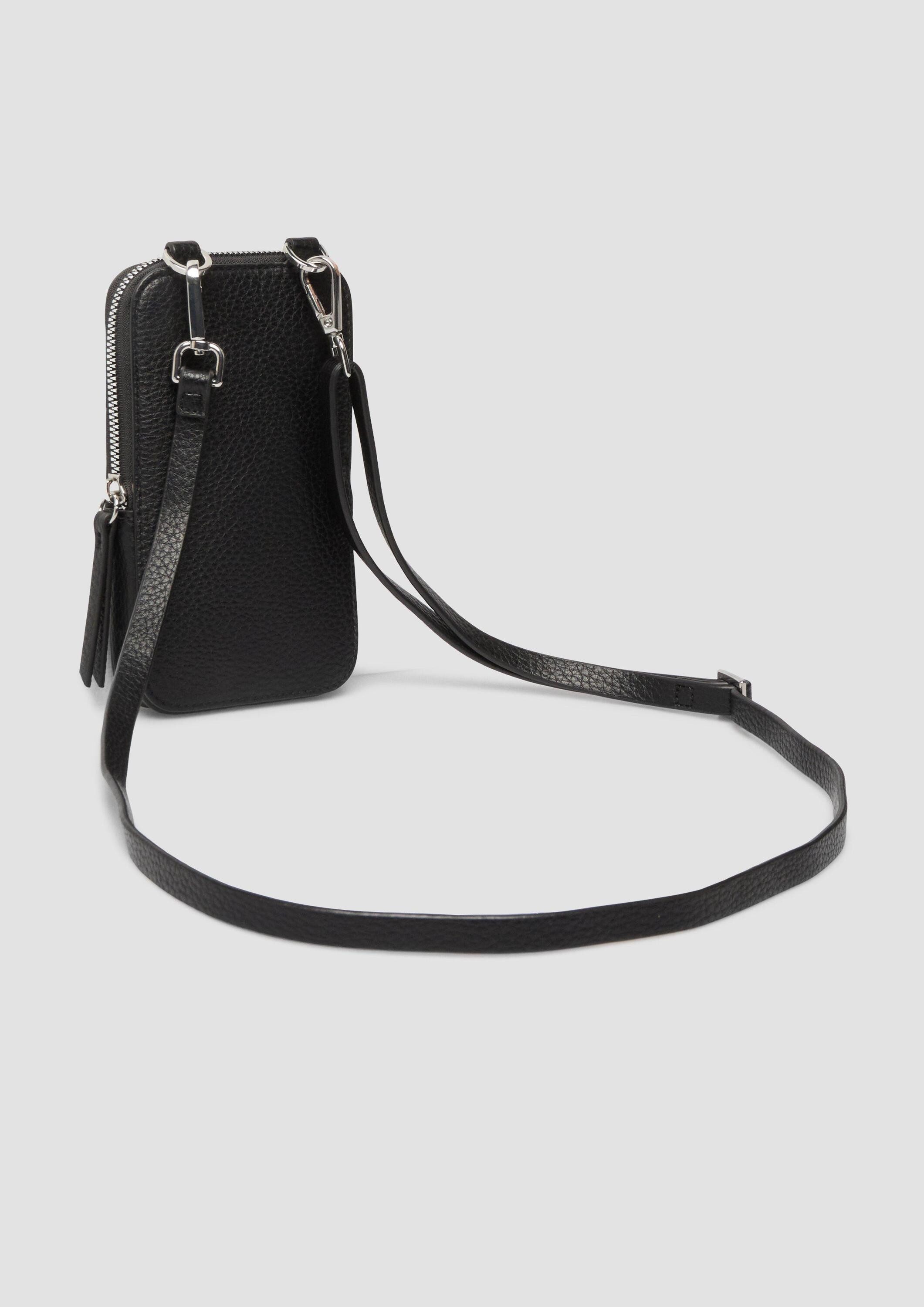 s.Oliver Handytasche Tasche, Handytasche in Leder-Optik mit abnehmbarem Schultergurt