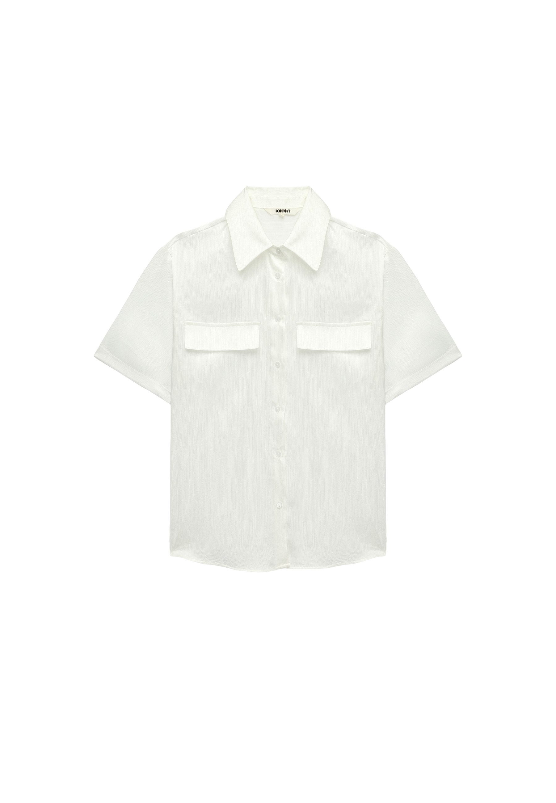 Koton T-Shirt Regular Mit Knöpfen Kurzarmshirt