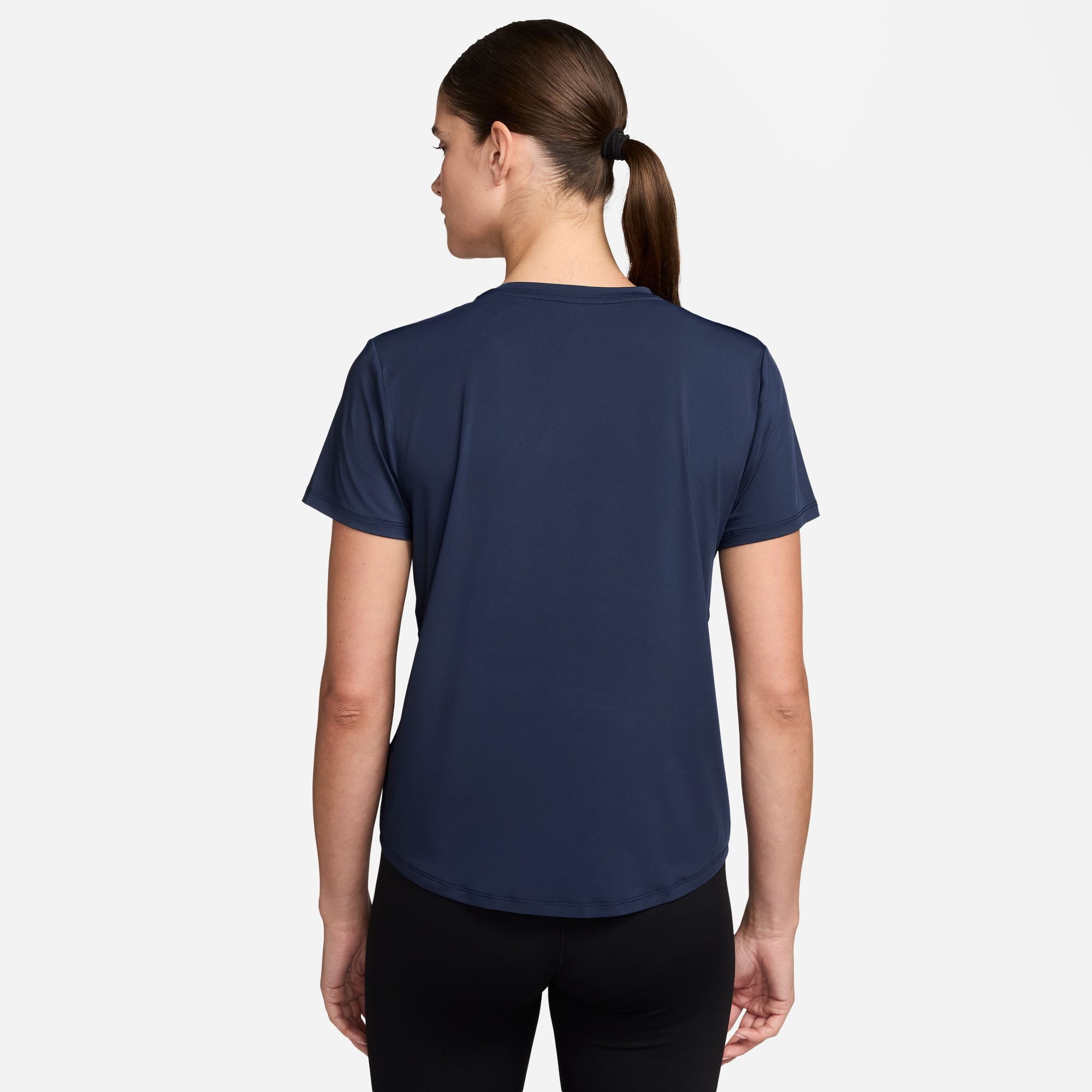 Nike T-Shirt W NK ONE CLASSIC DF SS TOP Kurzarm, mit Rundhalsausschnitt, aus Jersey-Material, normale Länge