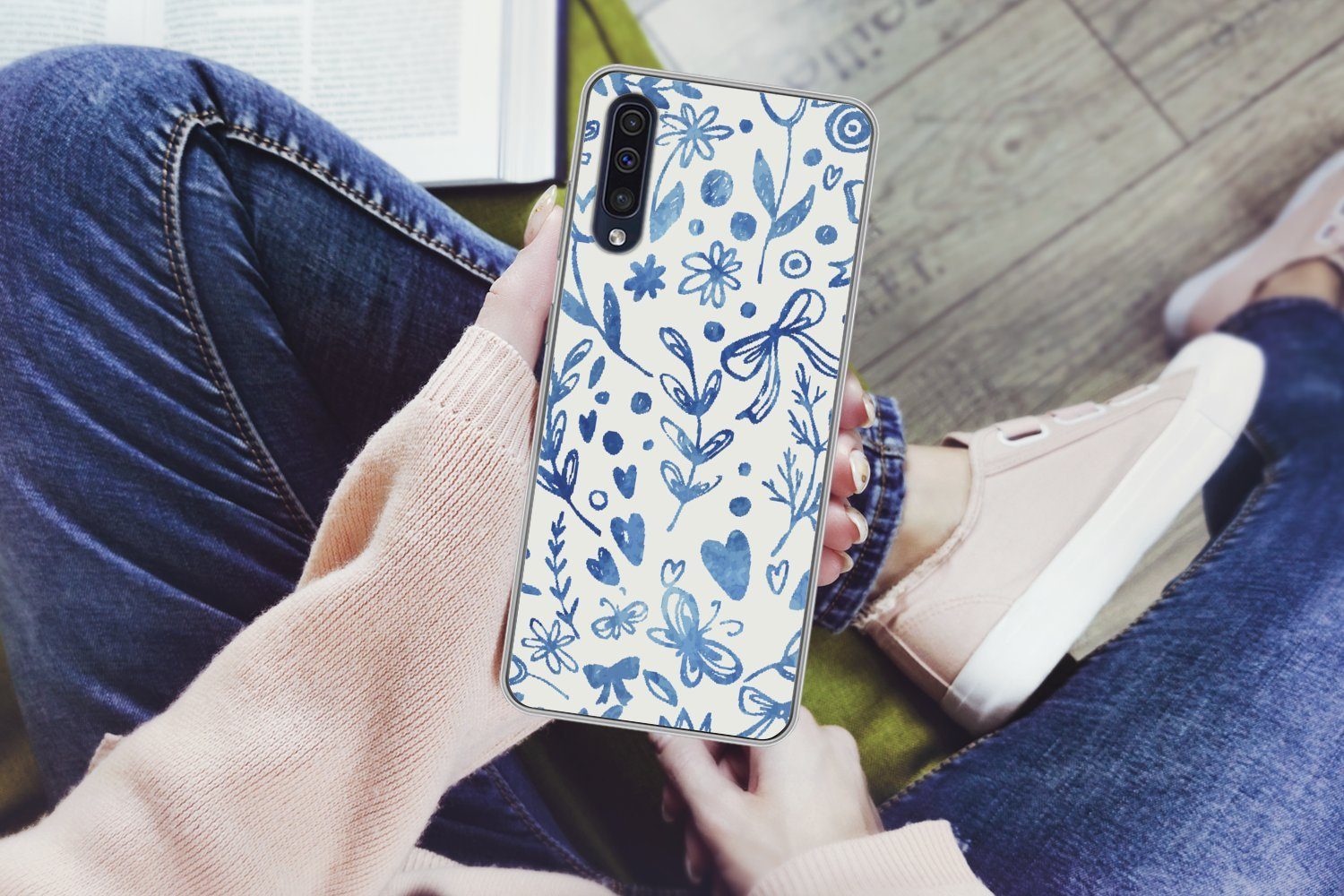 MuchoWow Handyhülle für Samsung Galaxy A30s Ein florales Muster in blauen Farben, Smartphone-Bumper, Print, Handy Schutzhülle Dünn