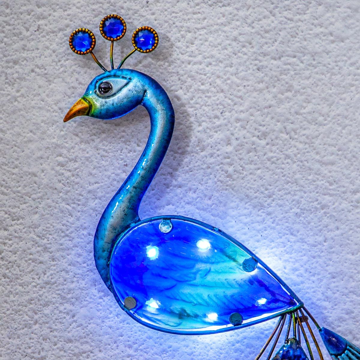 STAR TRADING LED Solarleuchte LED Solar-Wanddeko PFAU Metall & Glas Vogel, kaltweiß