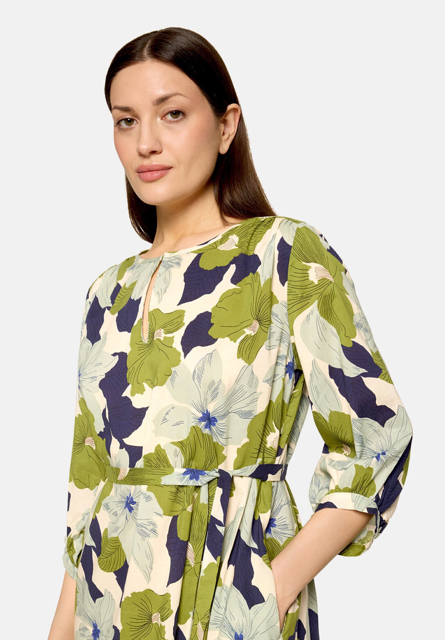 Cartoon Sommerkleid Damen mit Bindegürtel