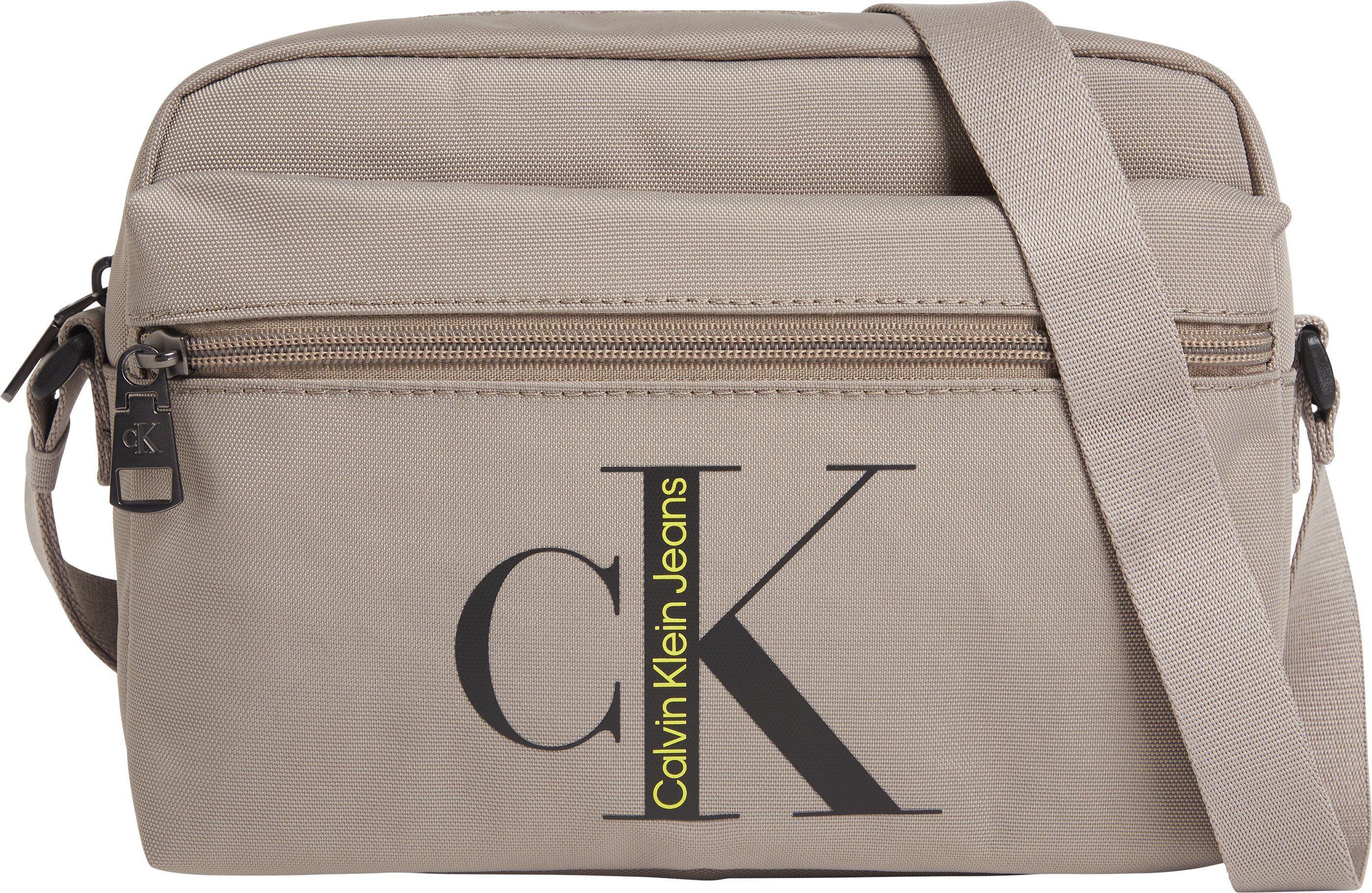 Calvin Klein Jeans Mini Bag »SPORT ESSENTIALS CAMERA BAG24 CB«, mit  Reißverschluss-Vortasche online kaufen | OTTO