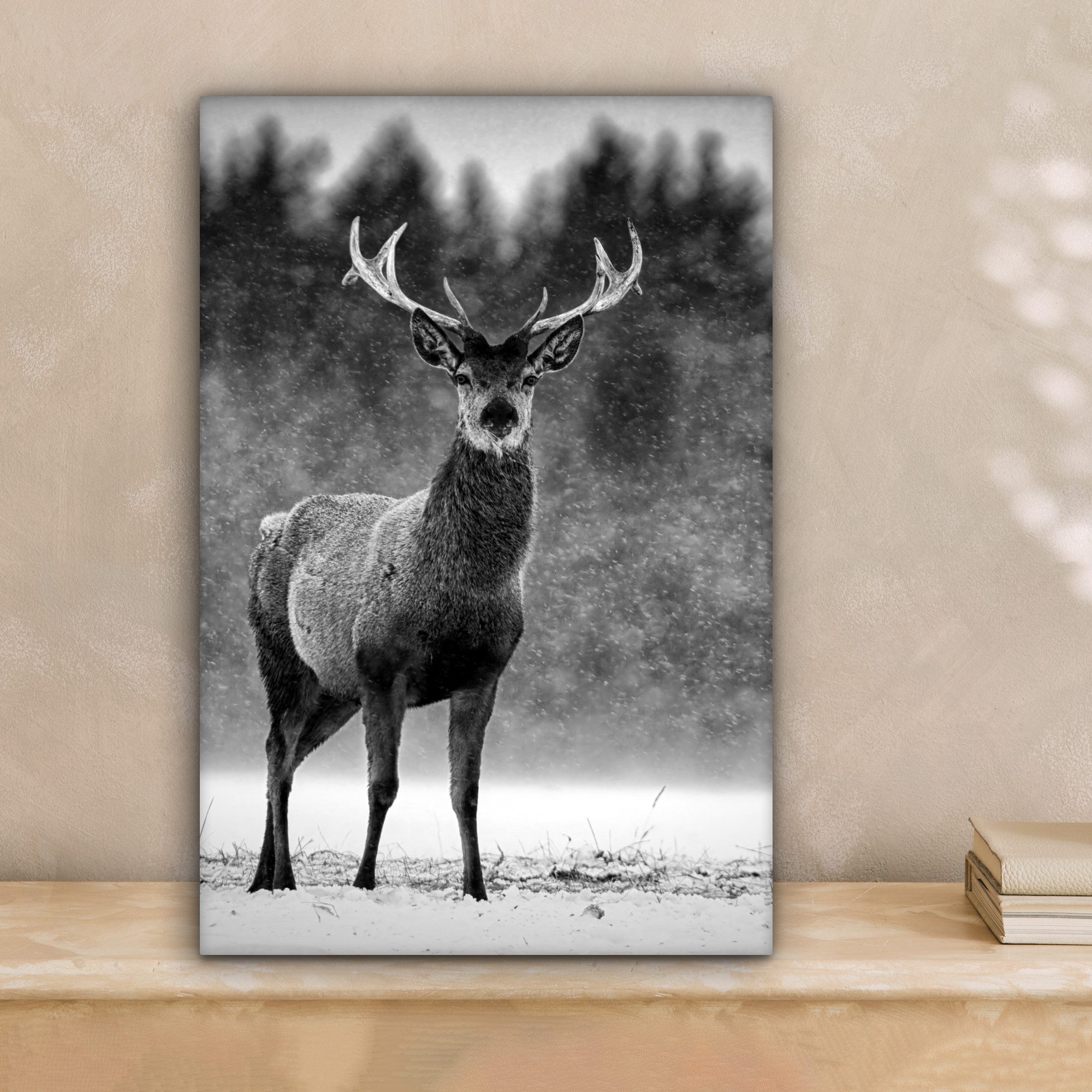 OneMillionCanvasses® Leinwandbild Tiere - Hirsche - Winter - Schwarz - Weiß günstig online kaufen