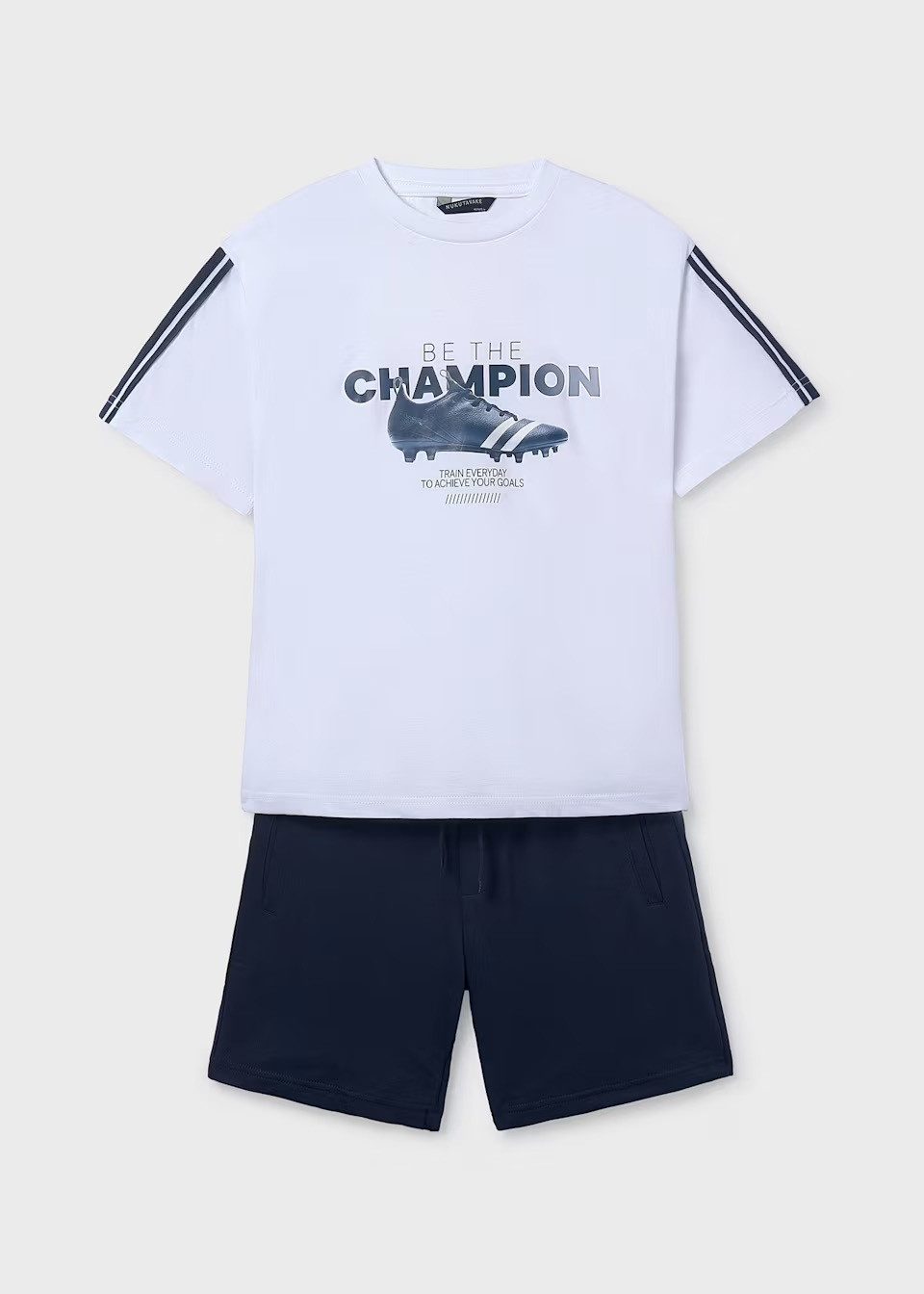 Mayoral T-Shirt & Bermudas Set Bermudas & T-Shirt mit Fußballschuh-Print – Teenager Jungen